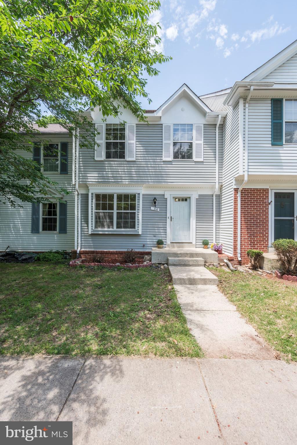 COUNTRYSIDE - Residential