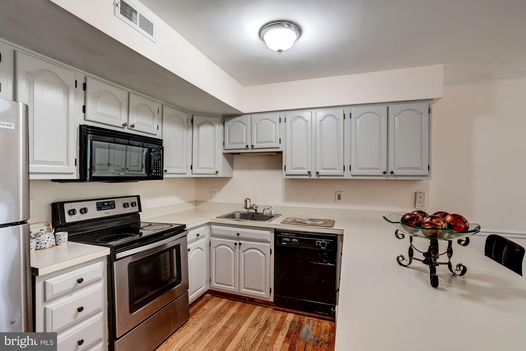 COUNTRYSIDE - Residential