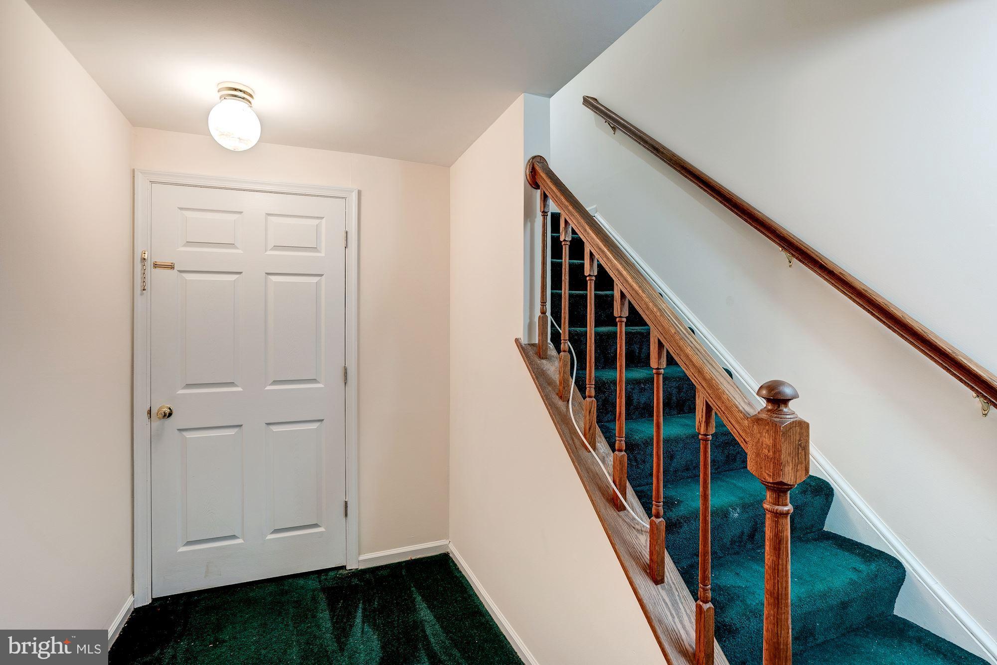 COUNTRYSIDE - Residential