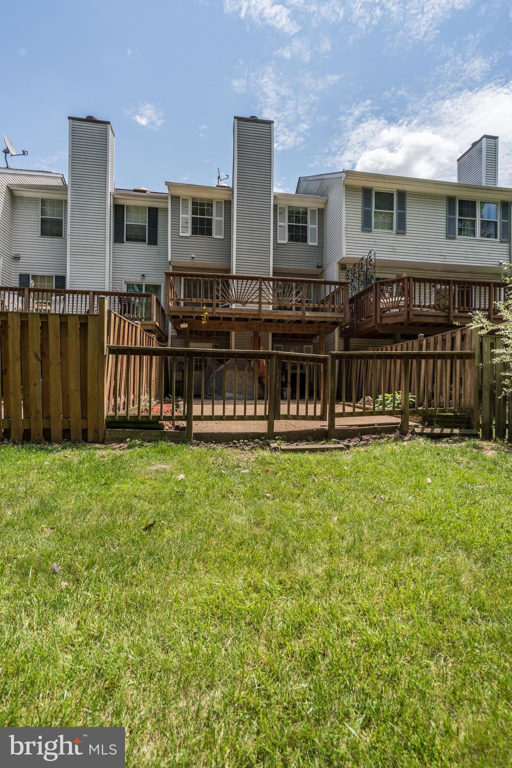 COUNTRYSIDE - Residential