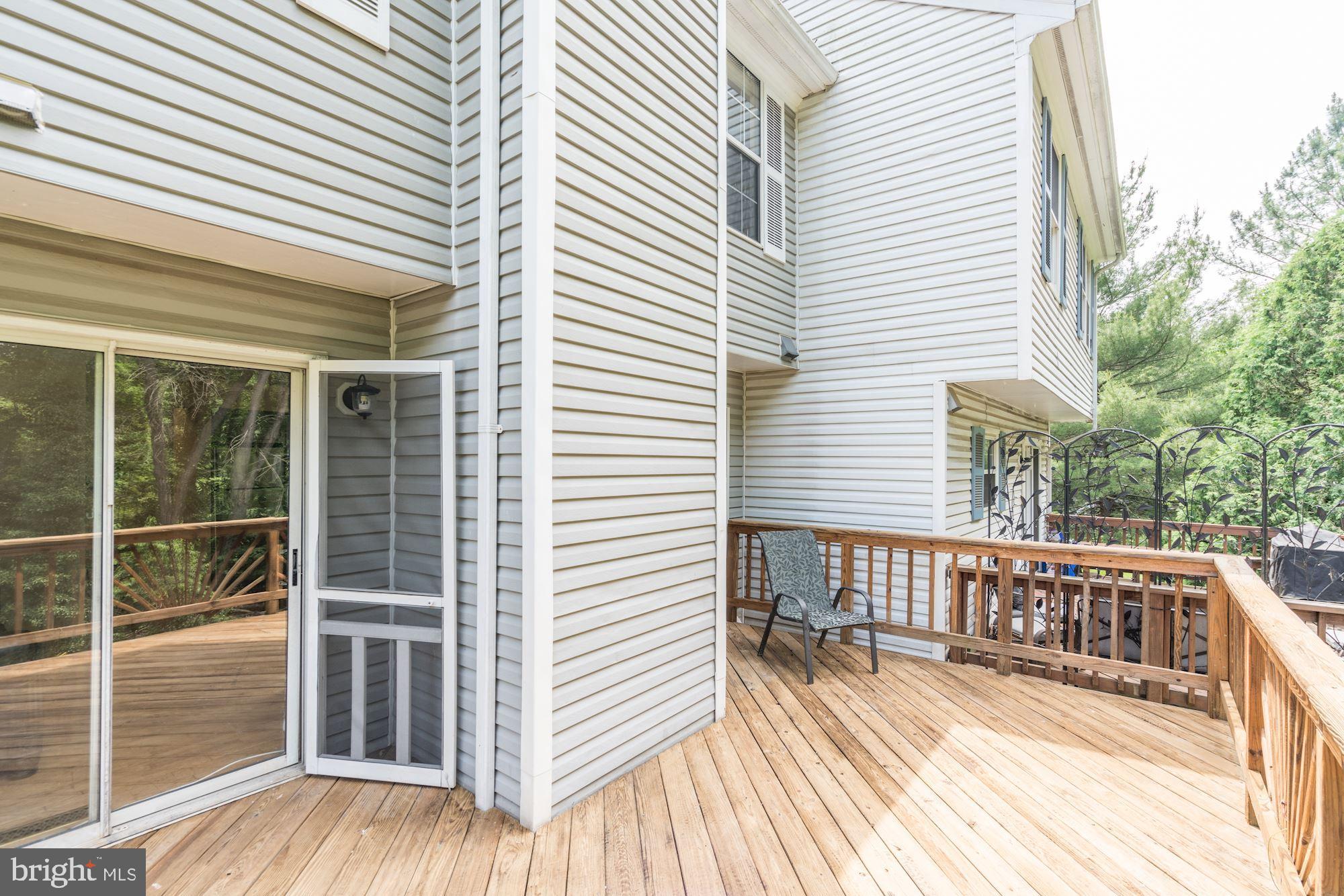 COUNTRYSIDE - Residential