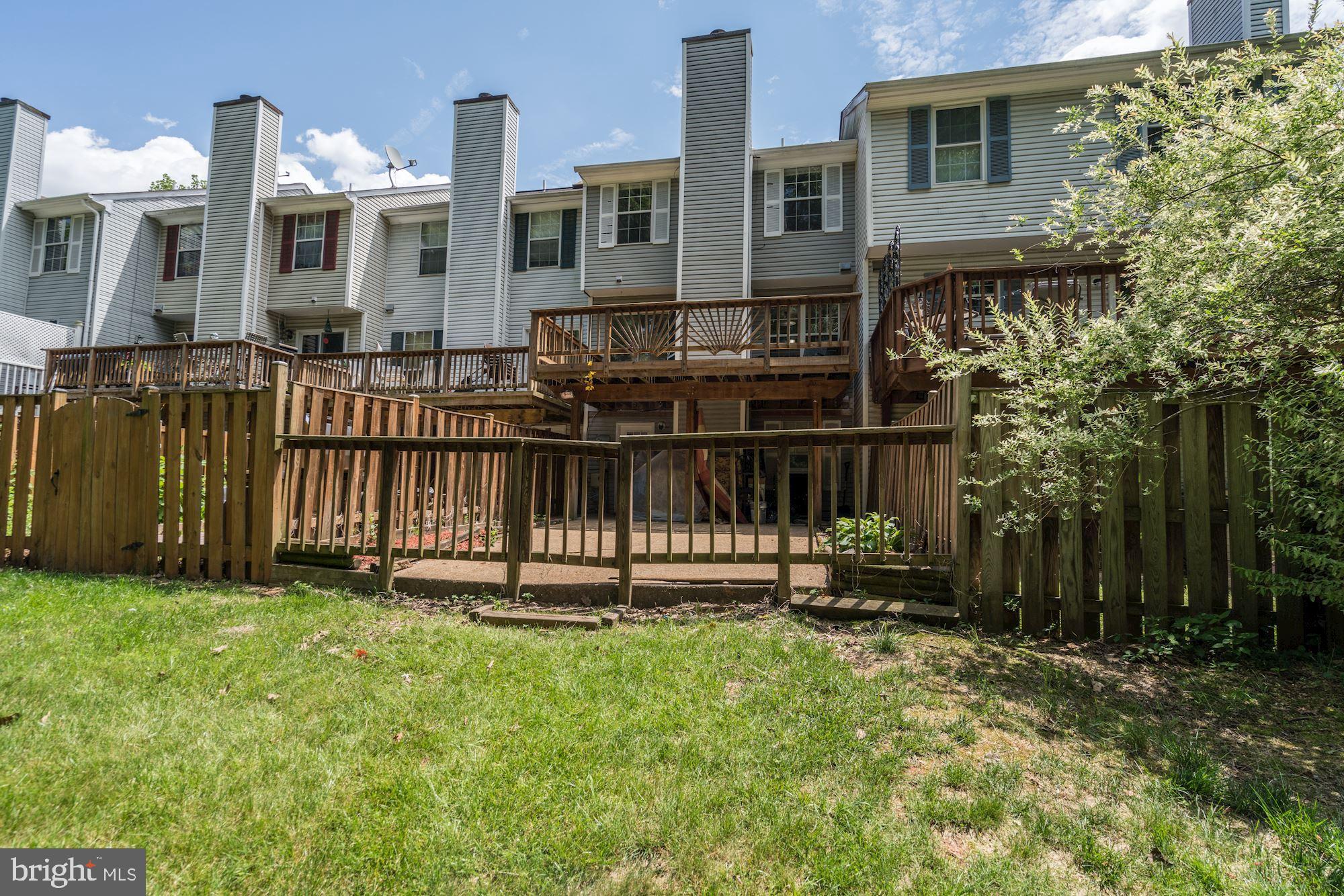 COUNTRYSIDE - Residential