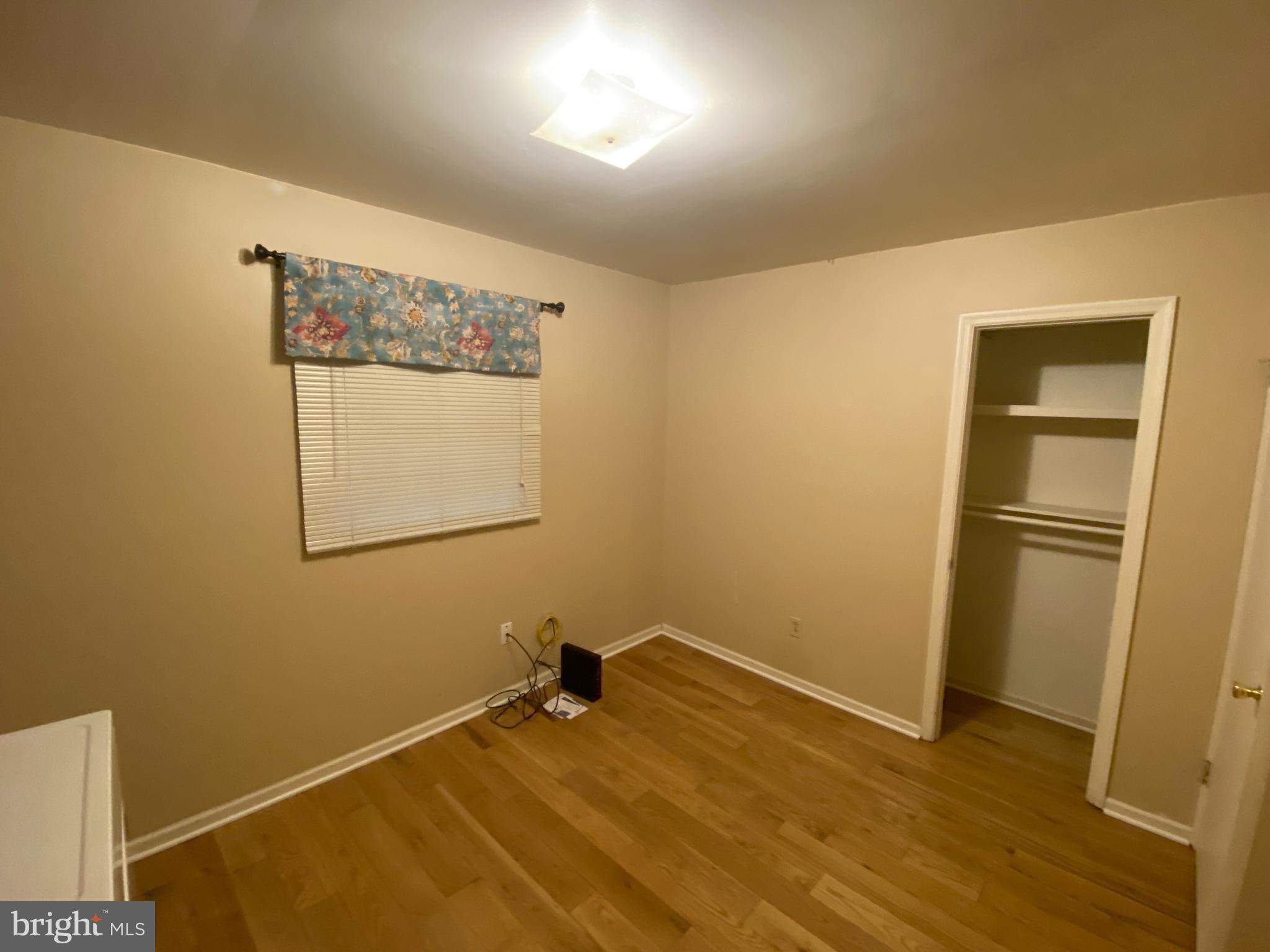 LAKE OF THE WOODS - Residential Lease