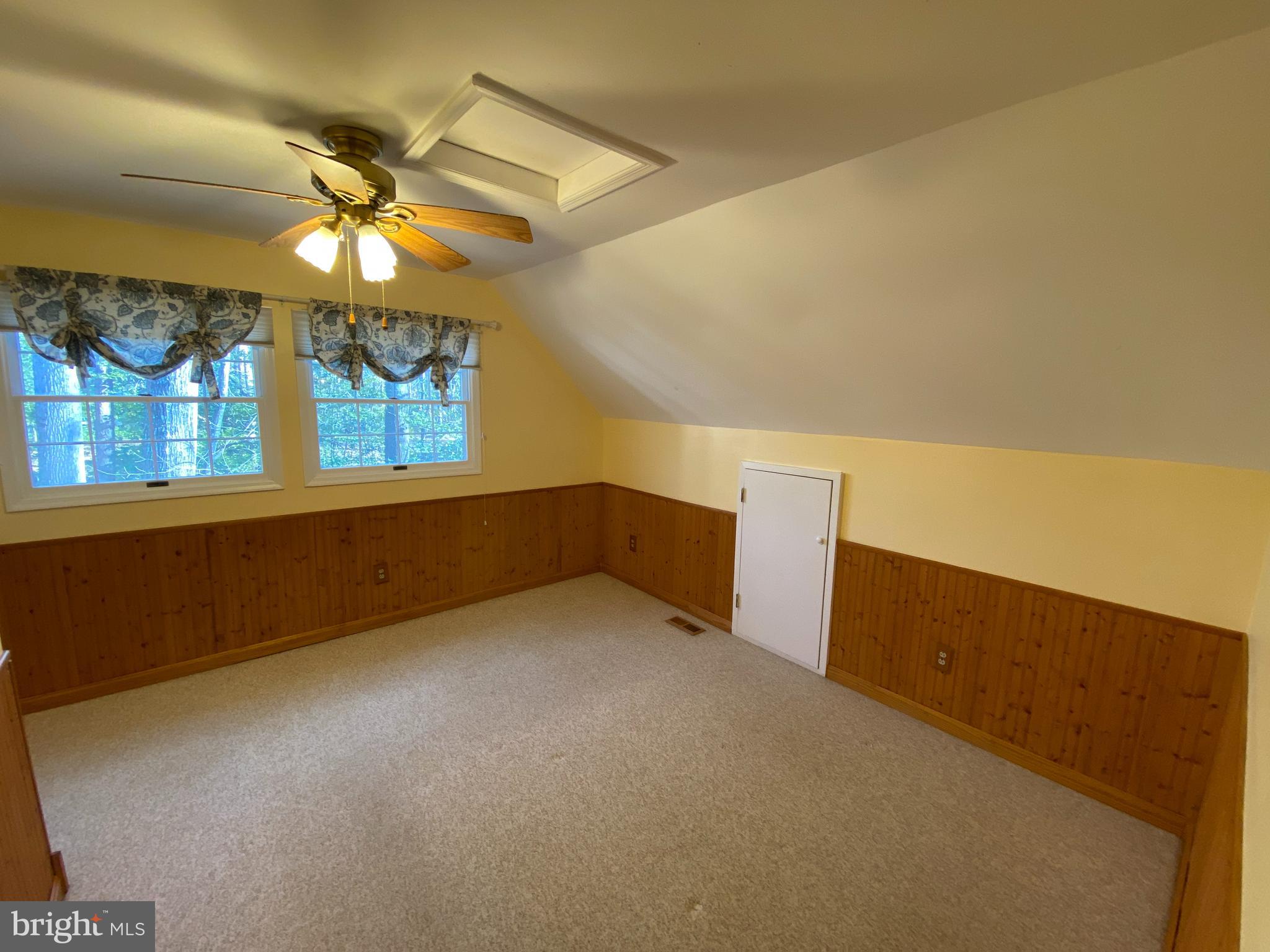 LAKE OF THE WOODS - Residential Lease