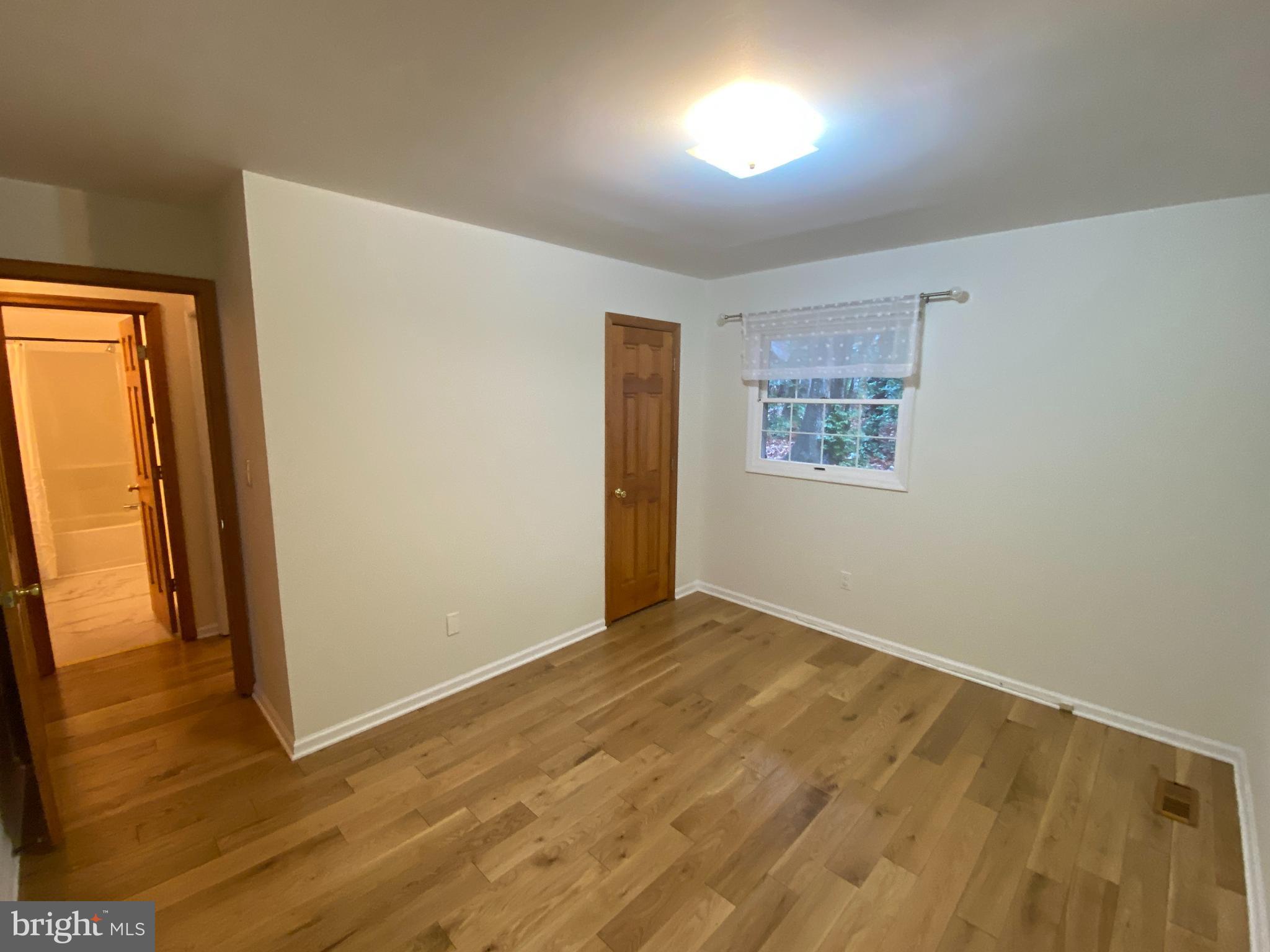 LAKE OF THE WOODS - Residential Lease