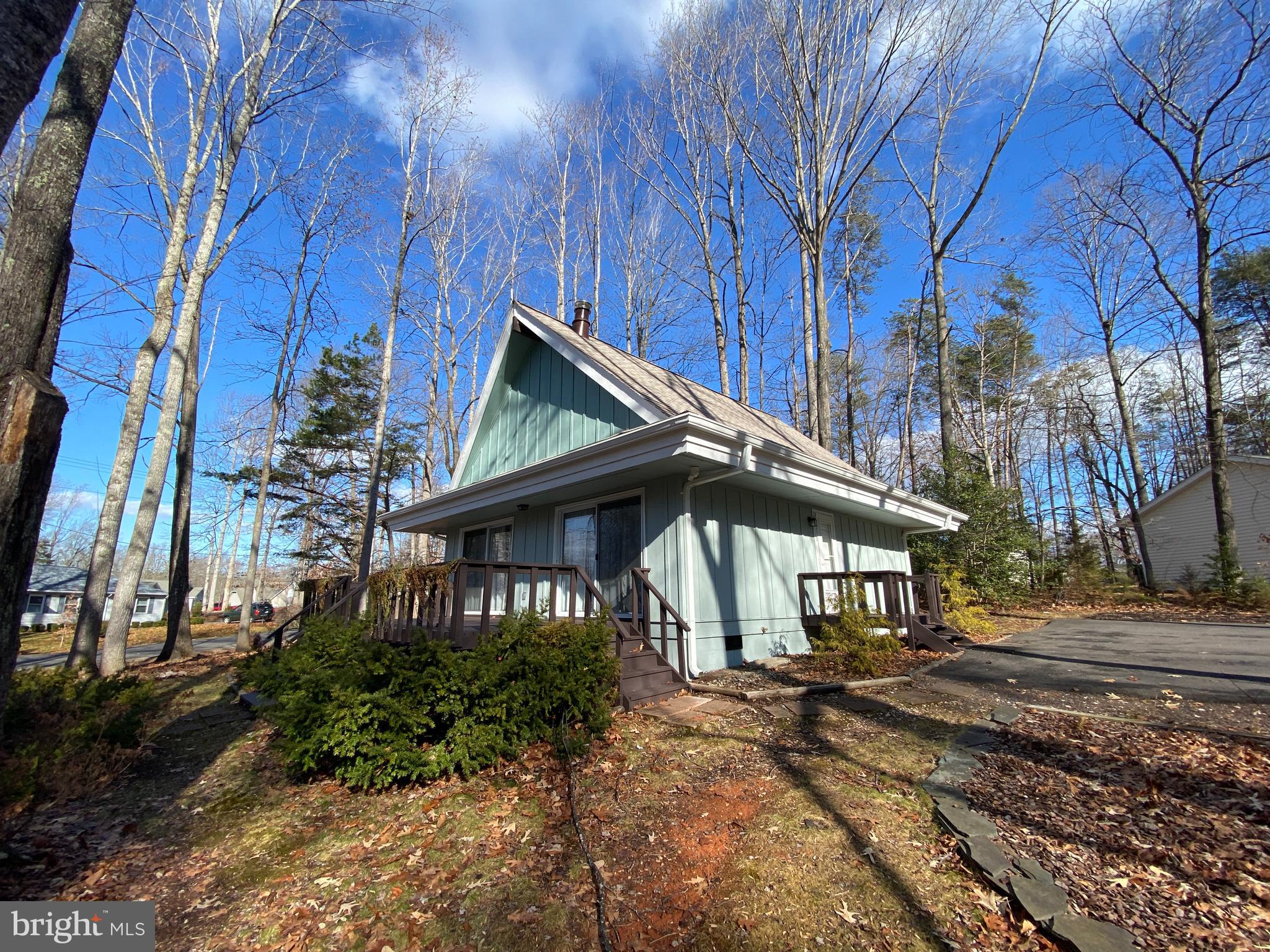 LAKE OF THE WOODS - Residential Lease