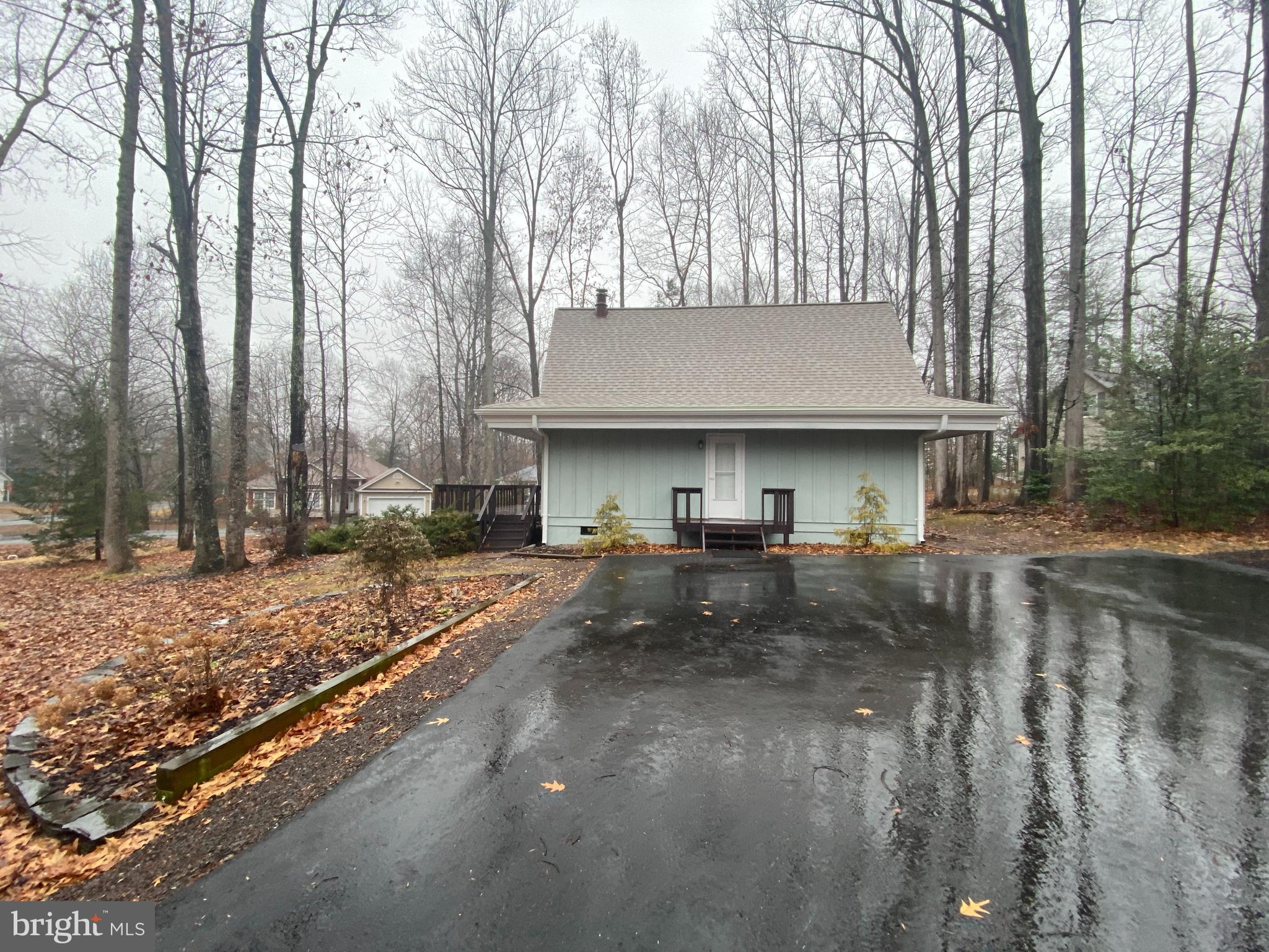 LAKE OF THE WOODS - Residential Lease