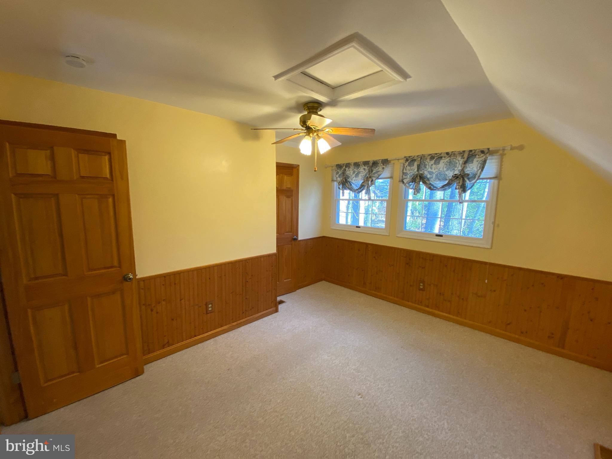 LAKE OF THE WOODS - Residential Lease