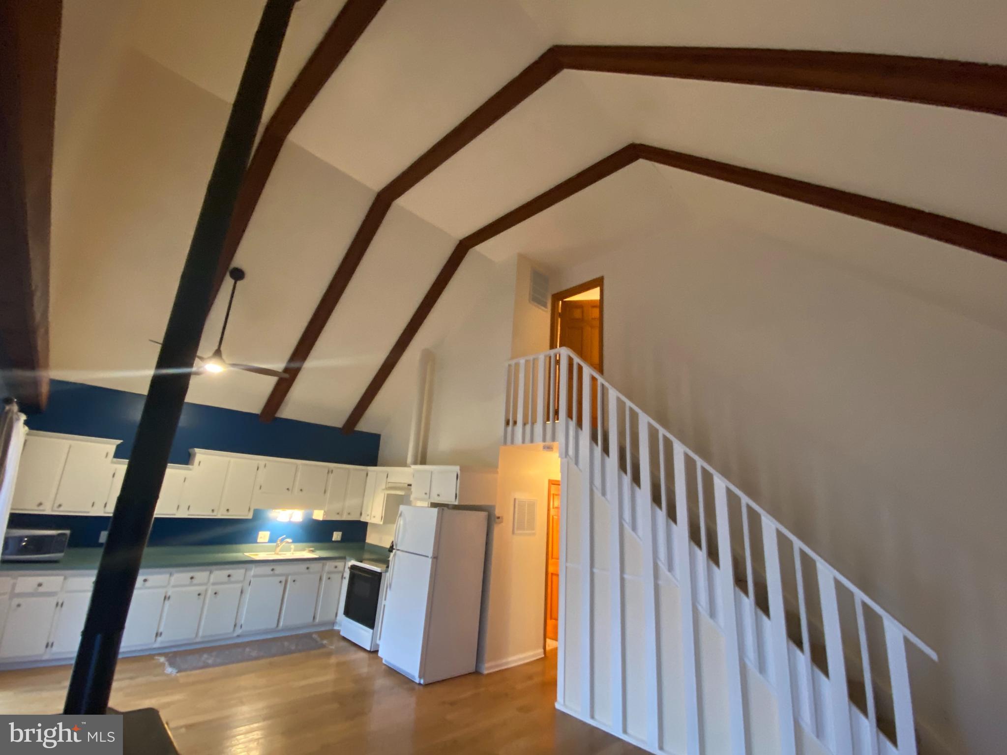 LAKE OF THE WOODS - Residential Lease