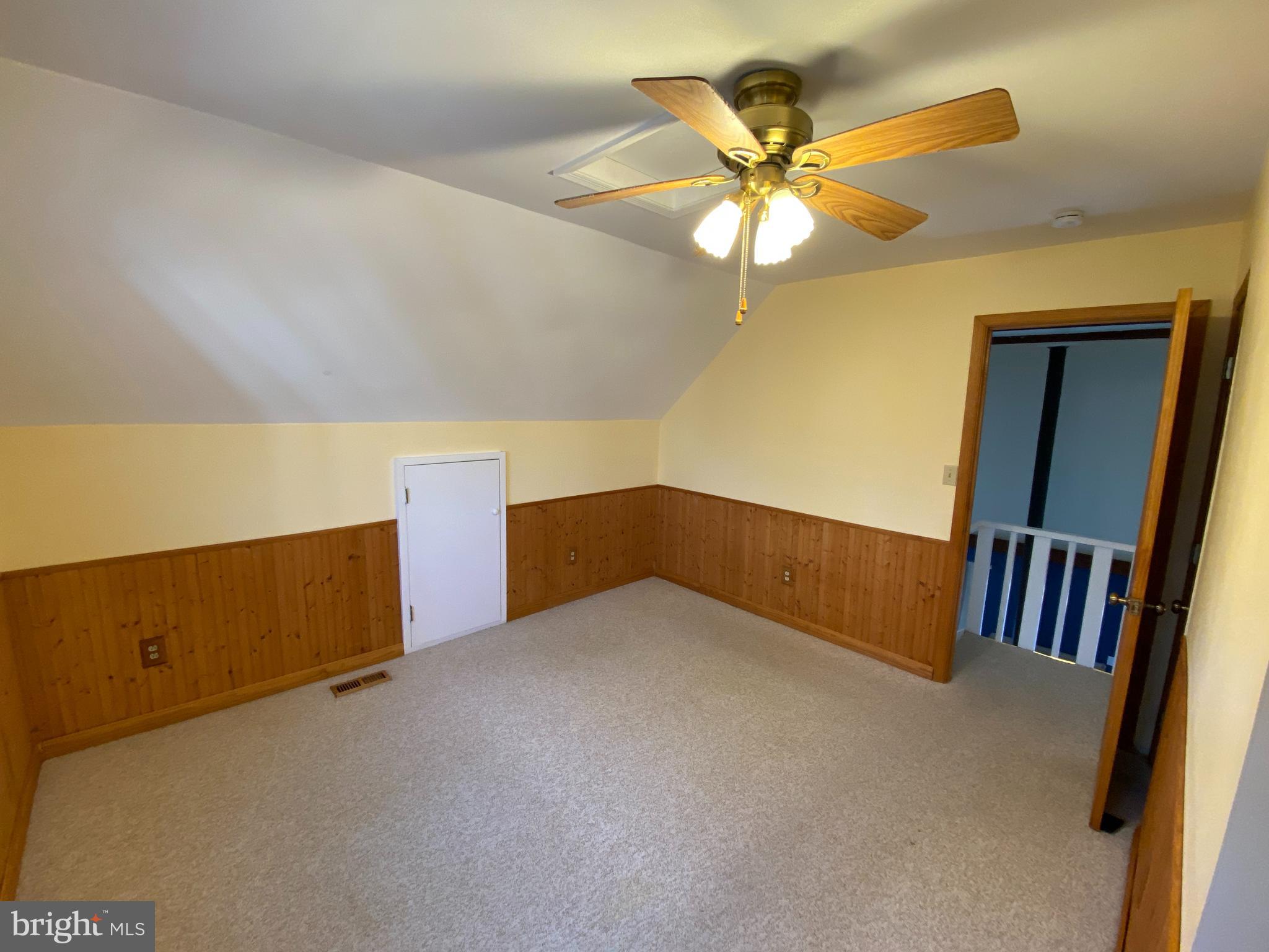 LAKE OF THE WOODS - Residential Lease