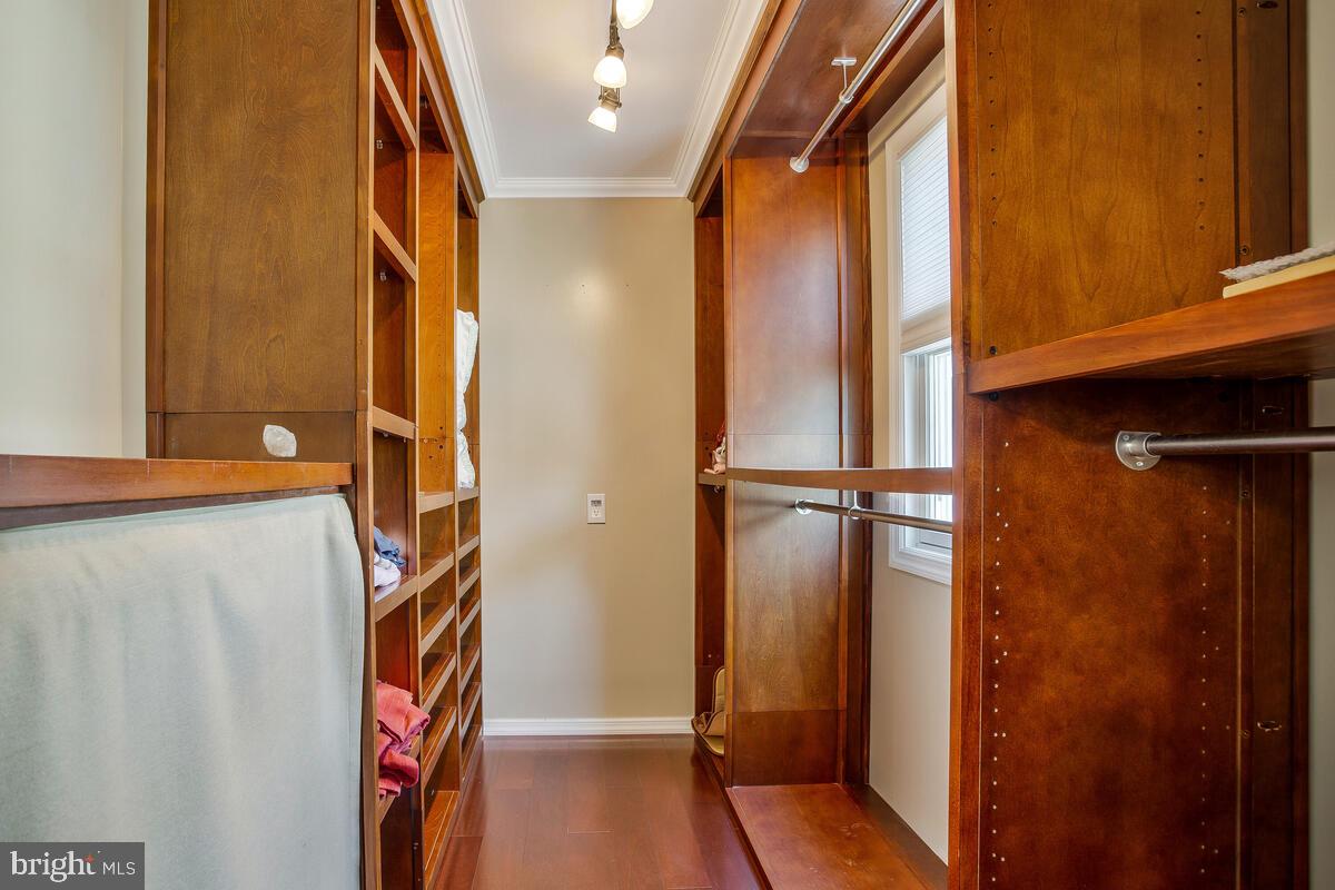 BUCKINGHAM - Residential