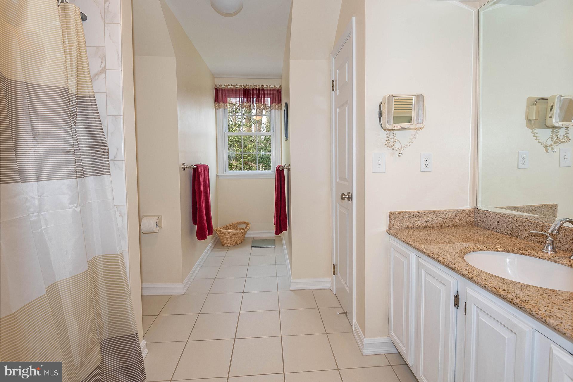 STURBRIDGE - Residential