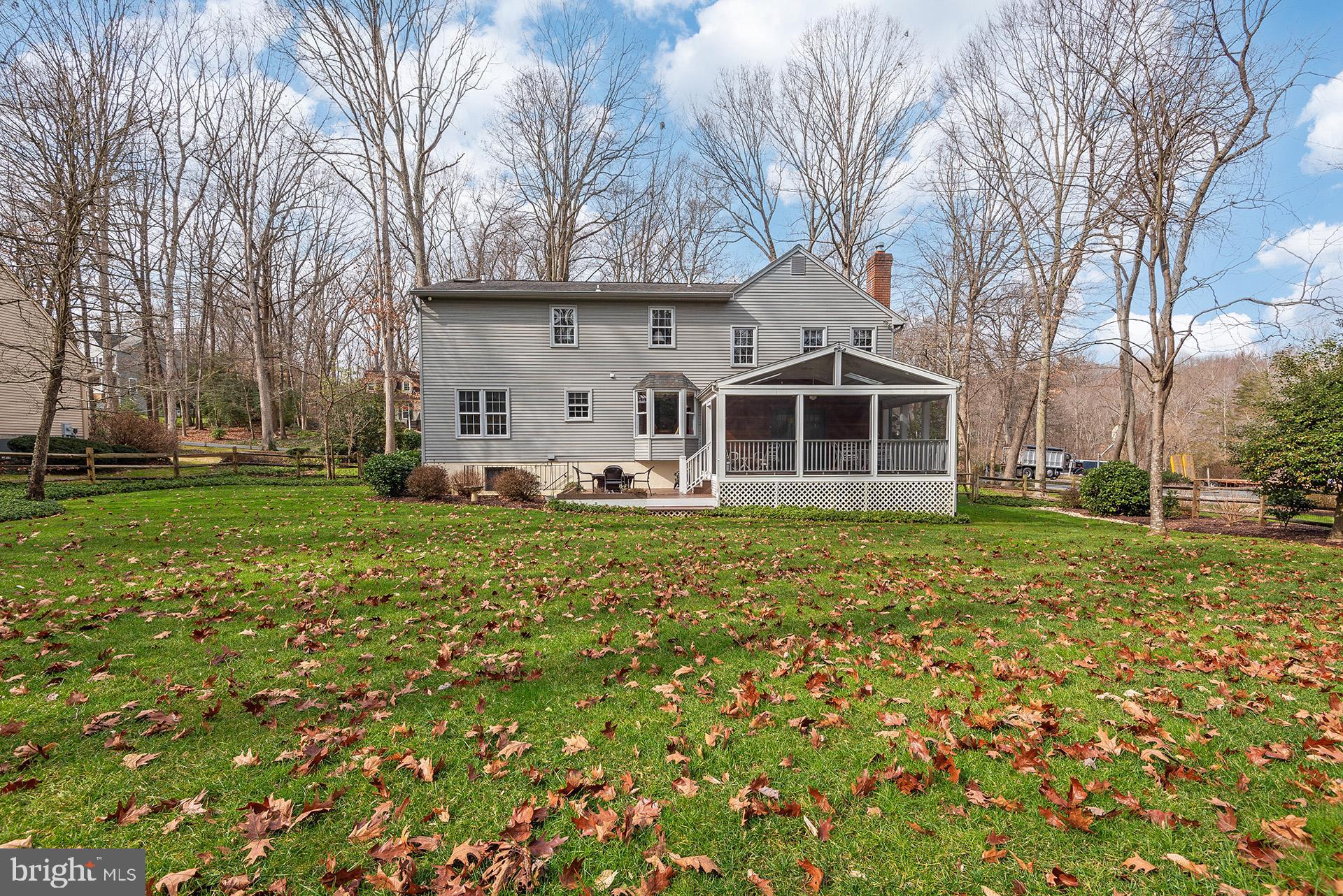 STURBRIDGE - Residential