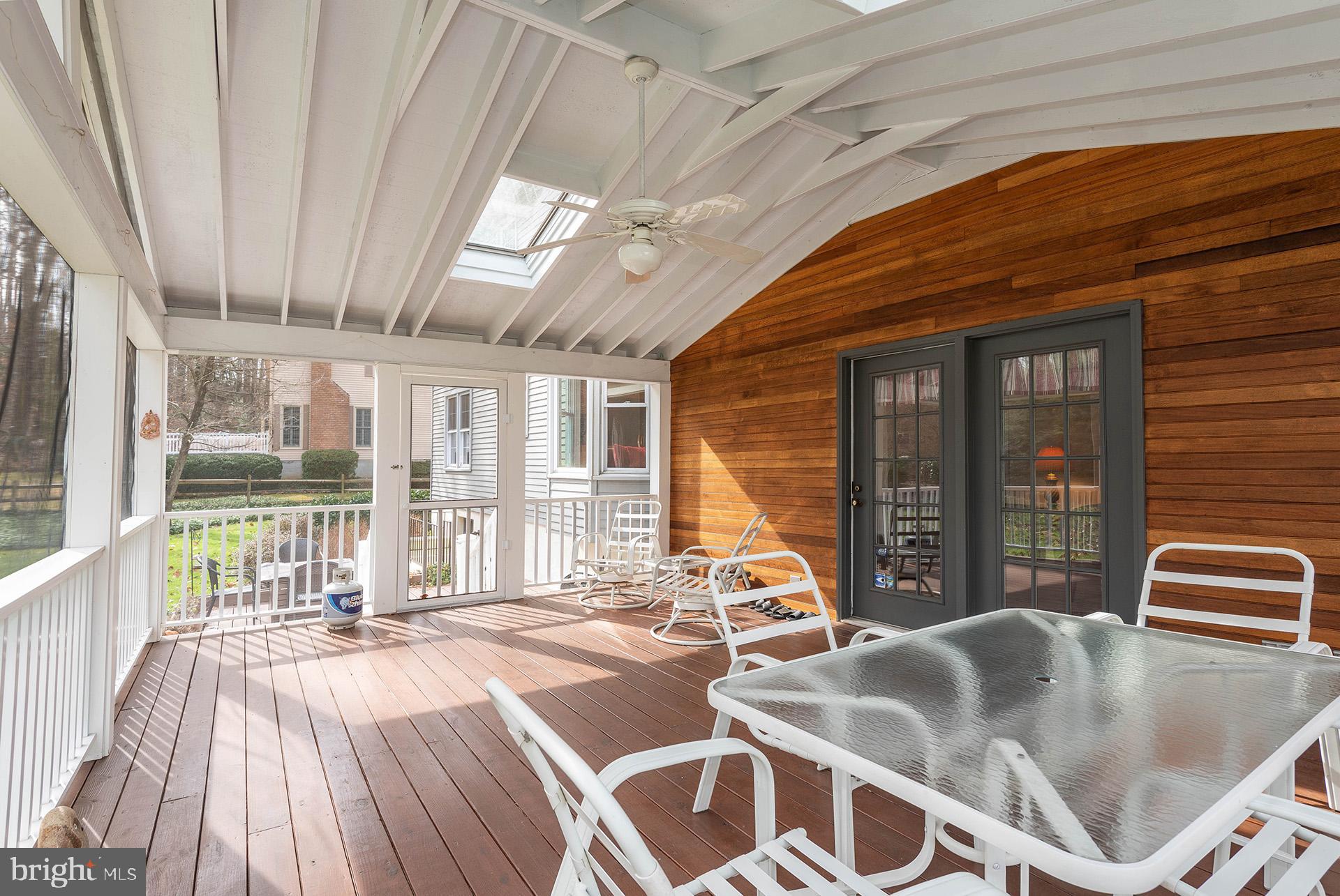 STURBRIDGE - Residential