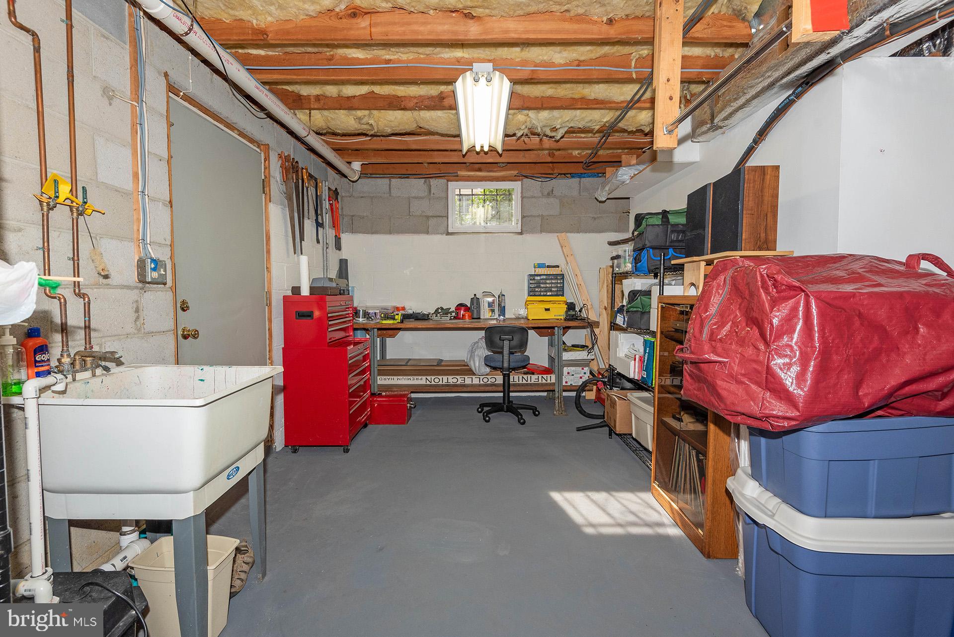 STURBRIDGE - Residential