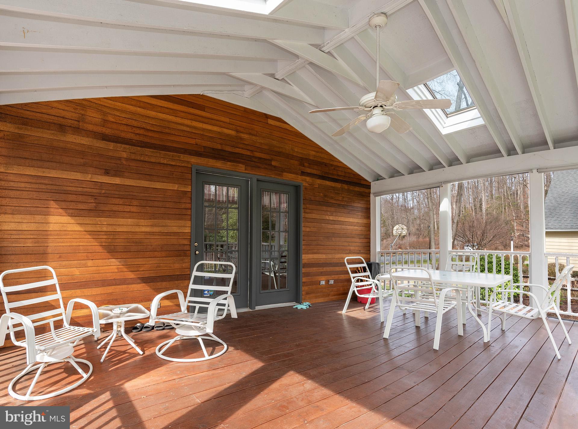 STURBRIDGE - Residential