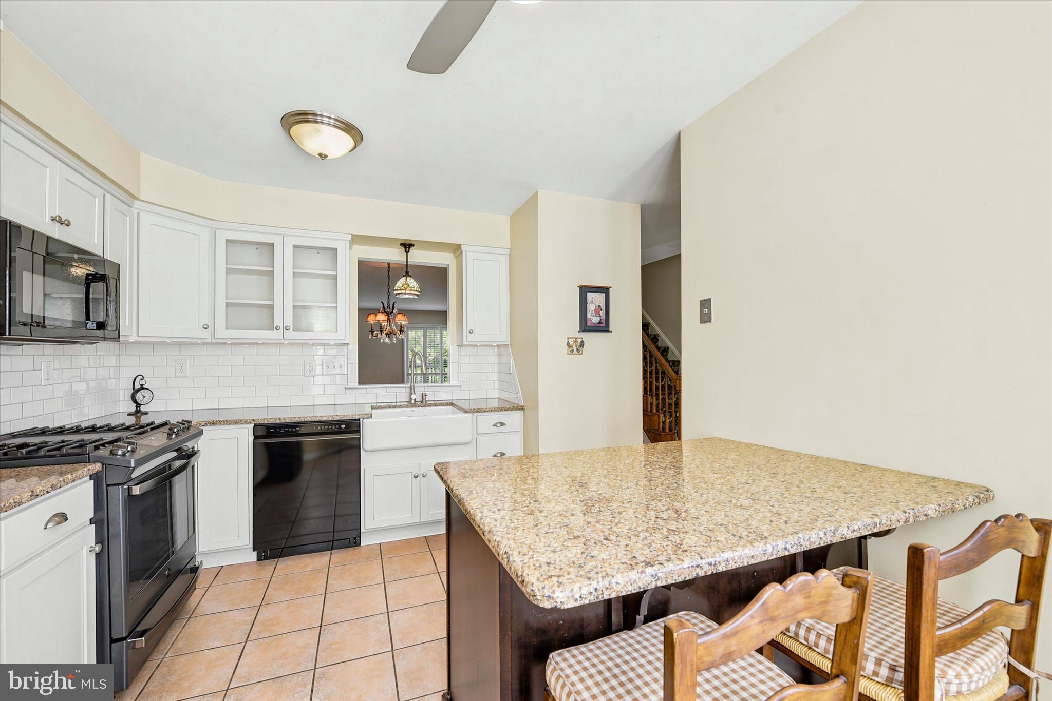 345 JENVILLE COURT 3