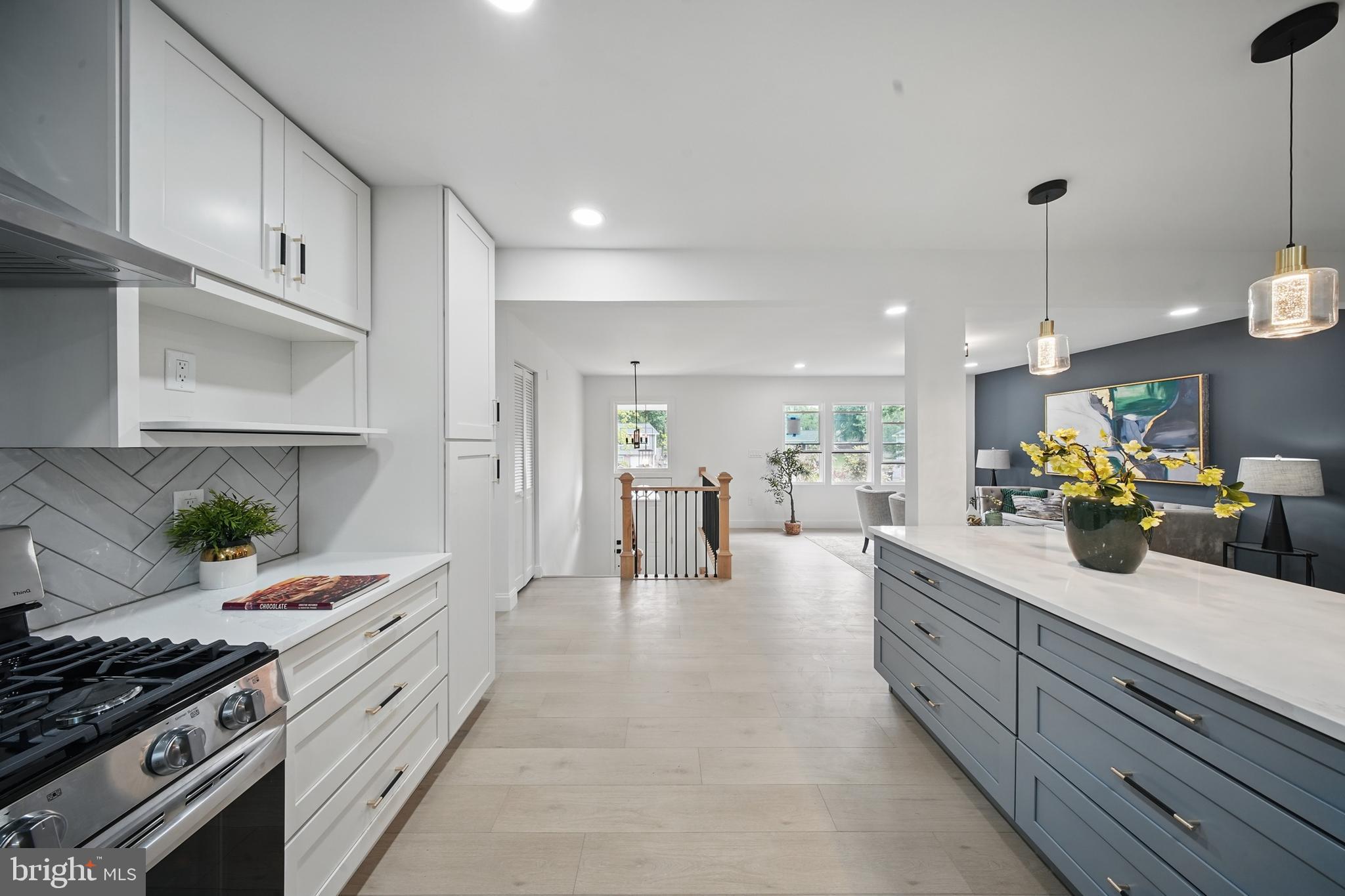 DALE CITY - Residential