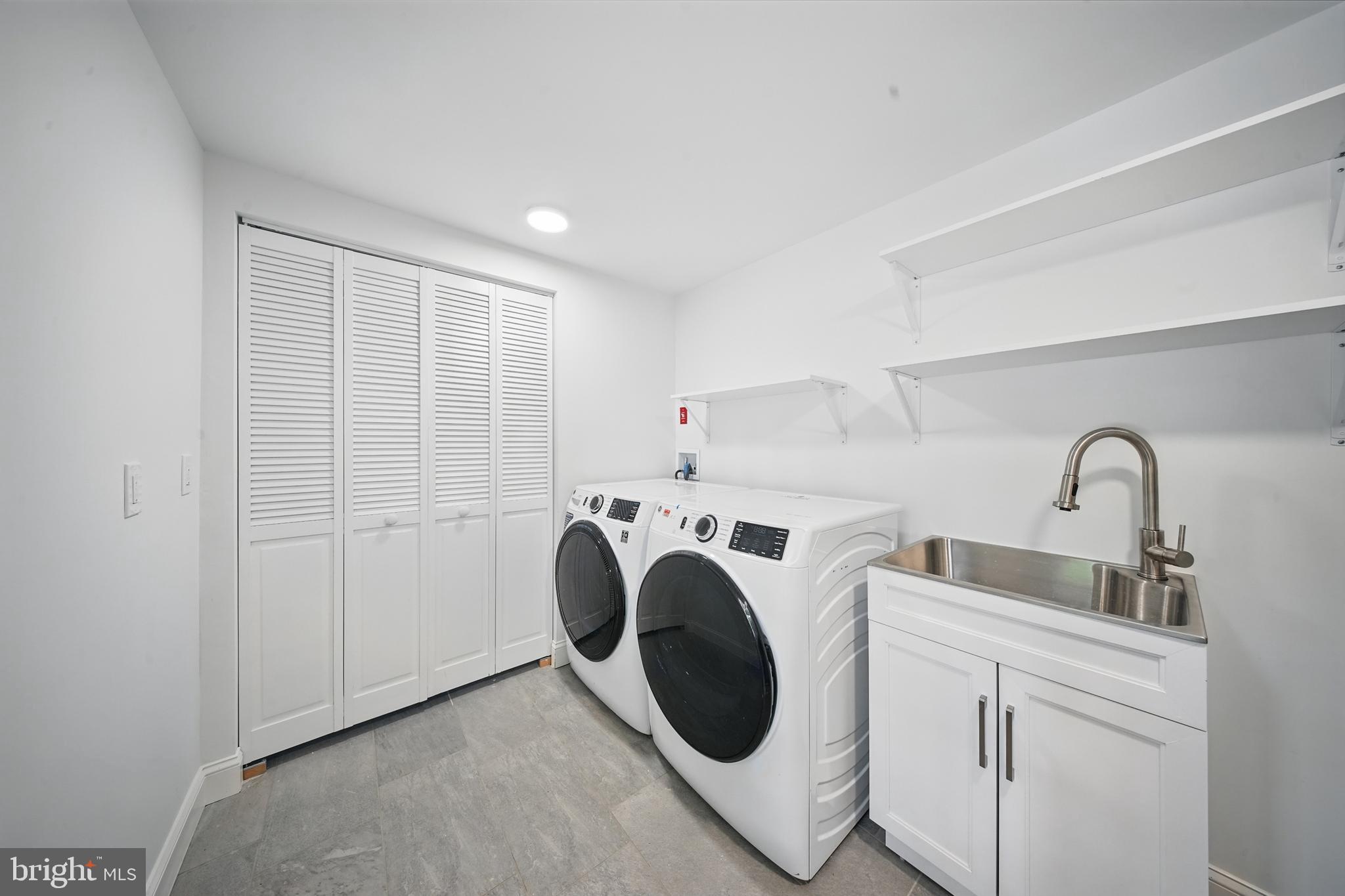 DALE CITY - Residential