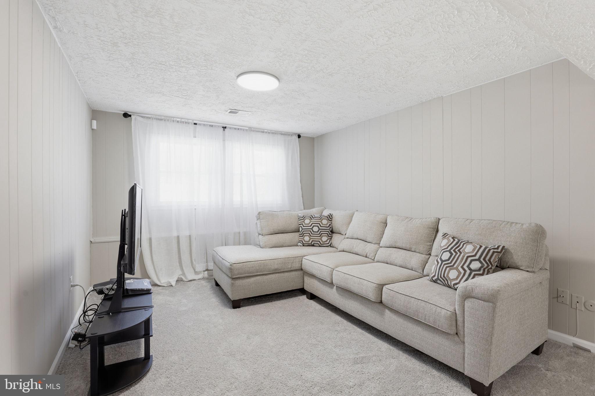 CARRINGTON - Residential