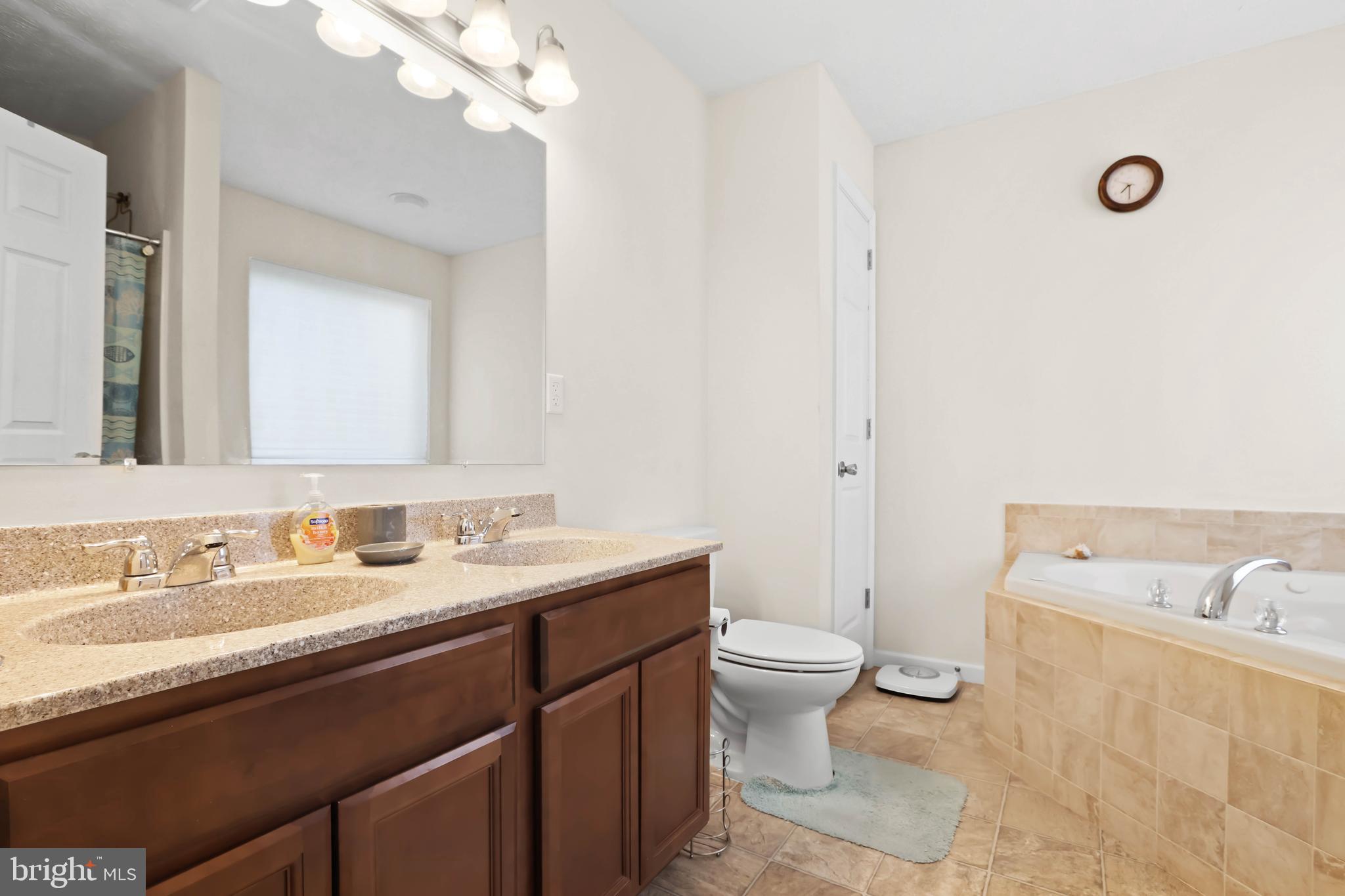 POCONO COUNTRY PLACE - Residential