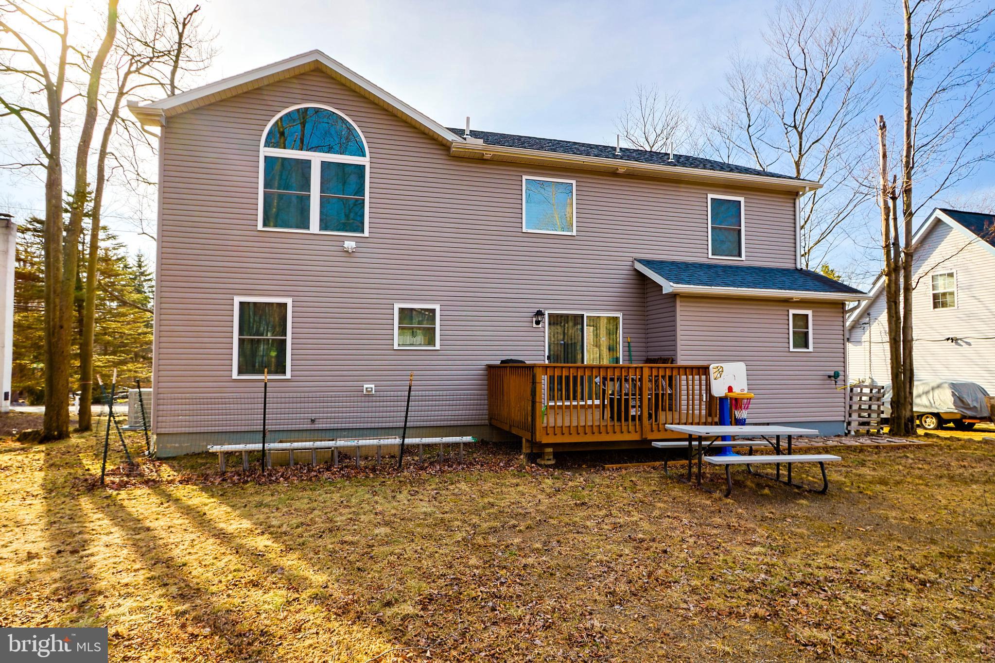 POCONO COUNTRY PLACE - Residential