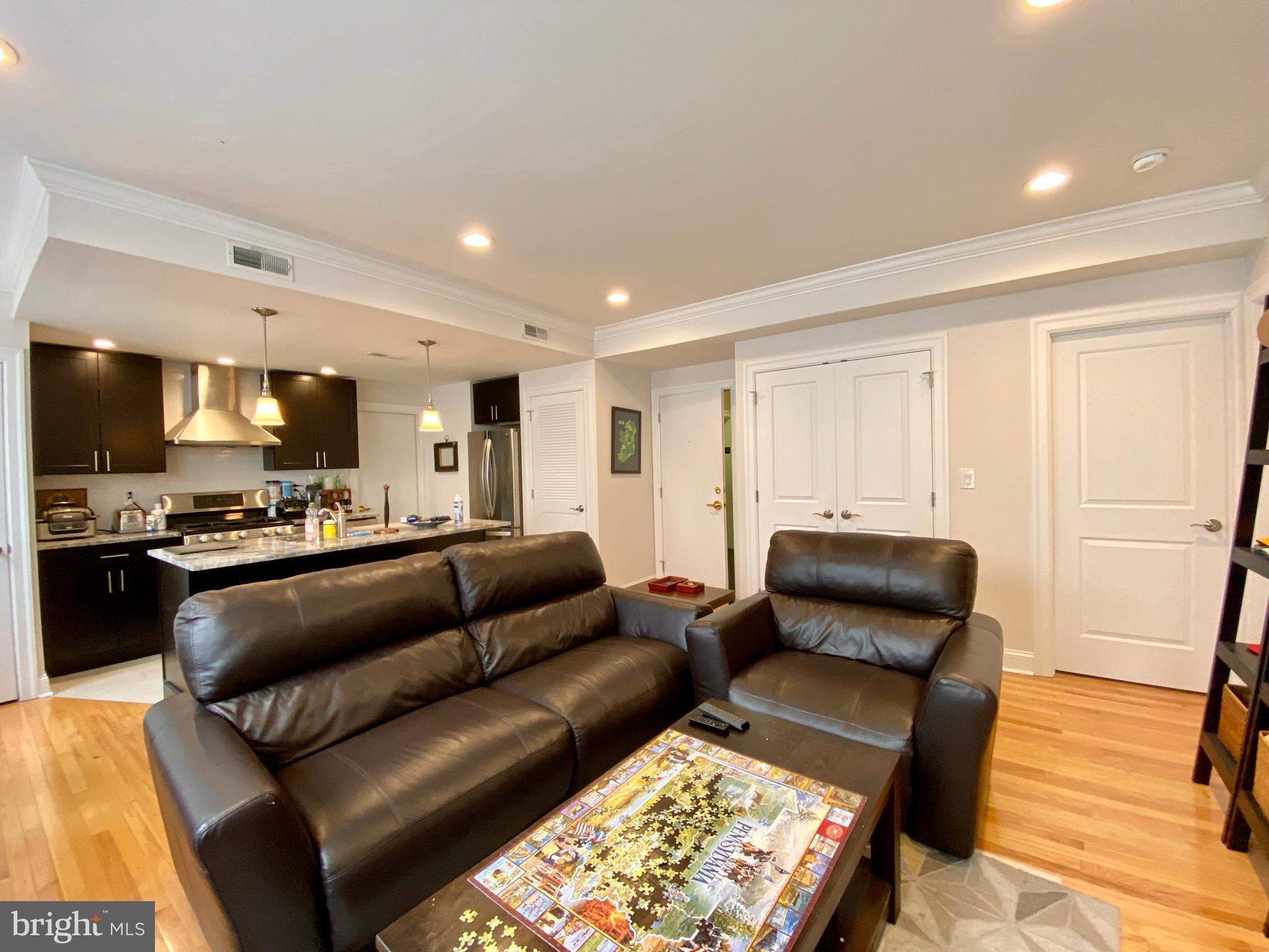 RITTENHOUSE SQUARE - Residential Lease