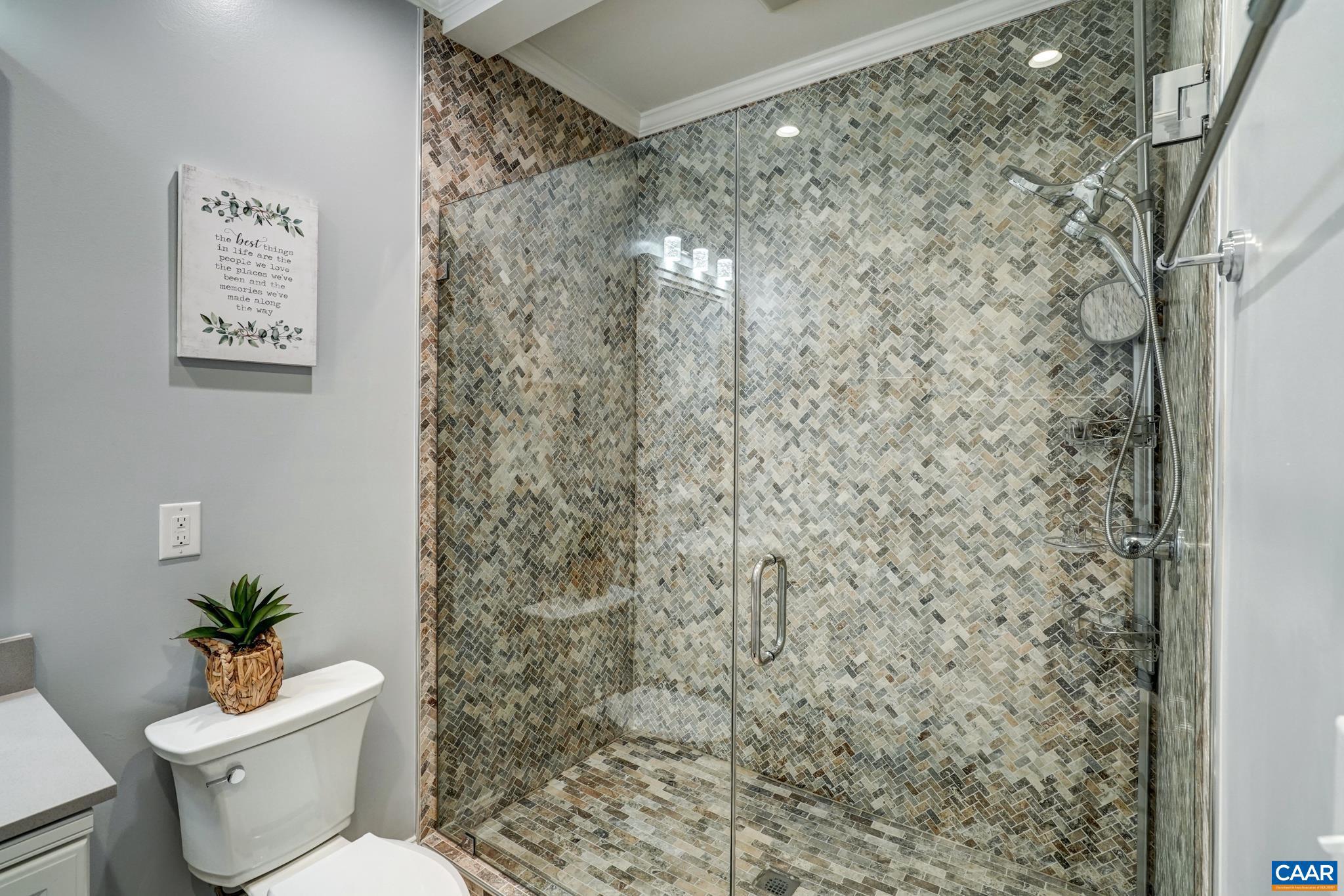 NORTHFIELDS - Residential