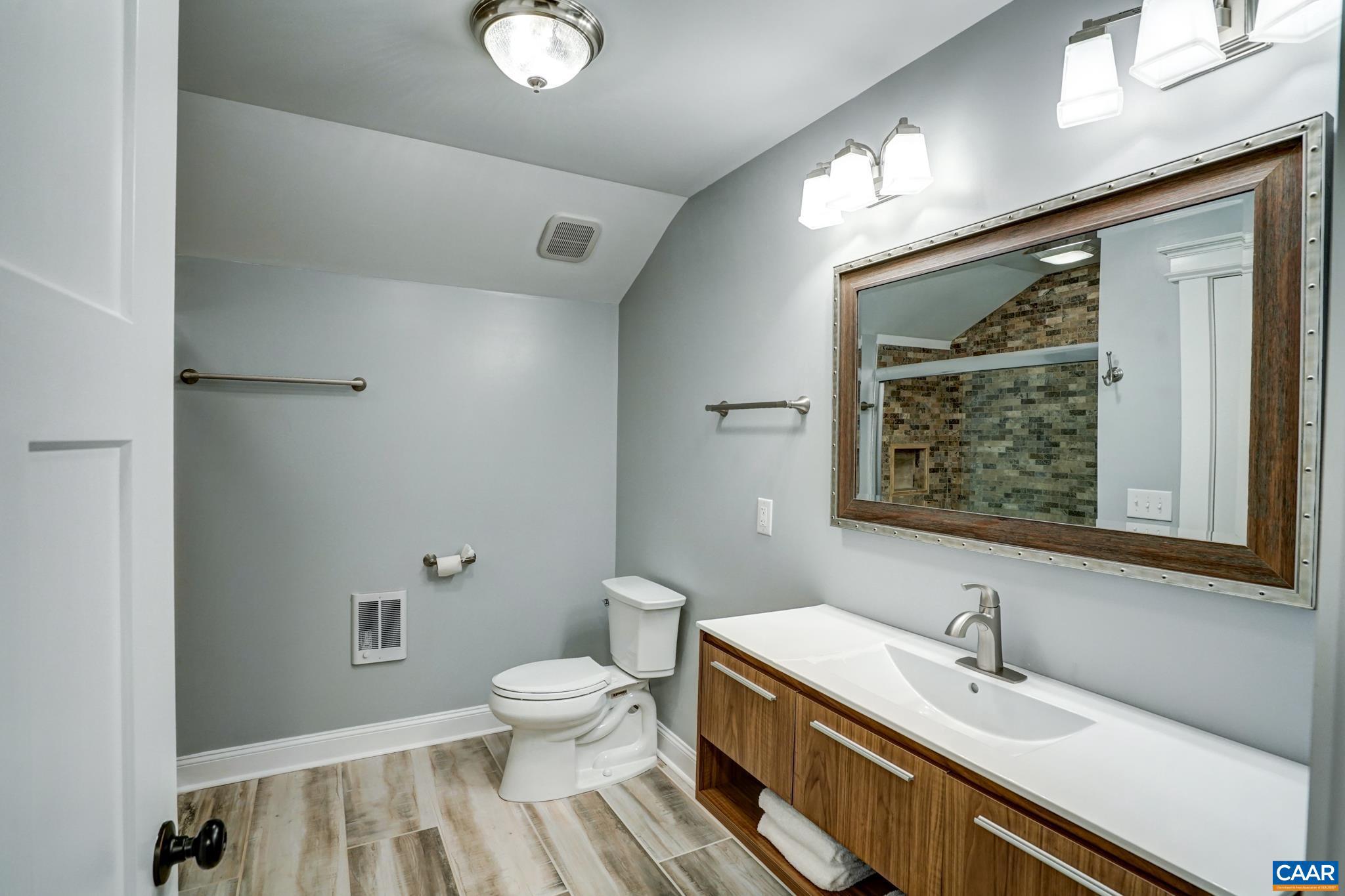 NORTHFIELDS - Residential