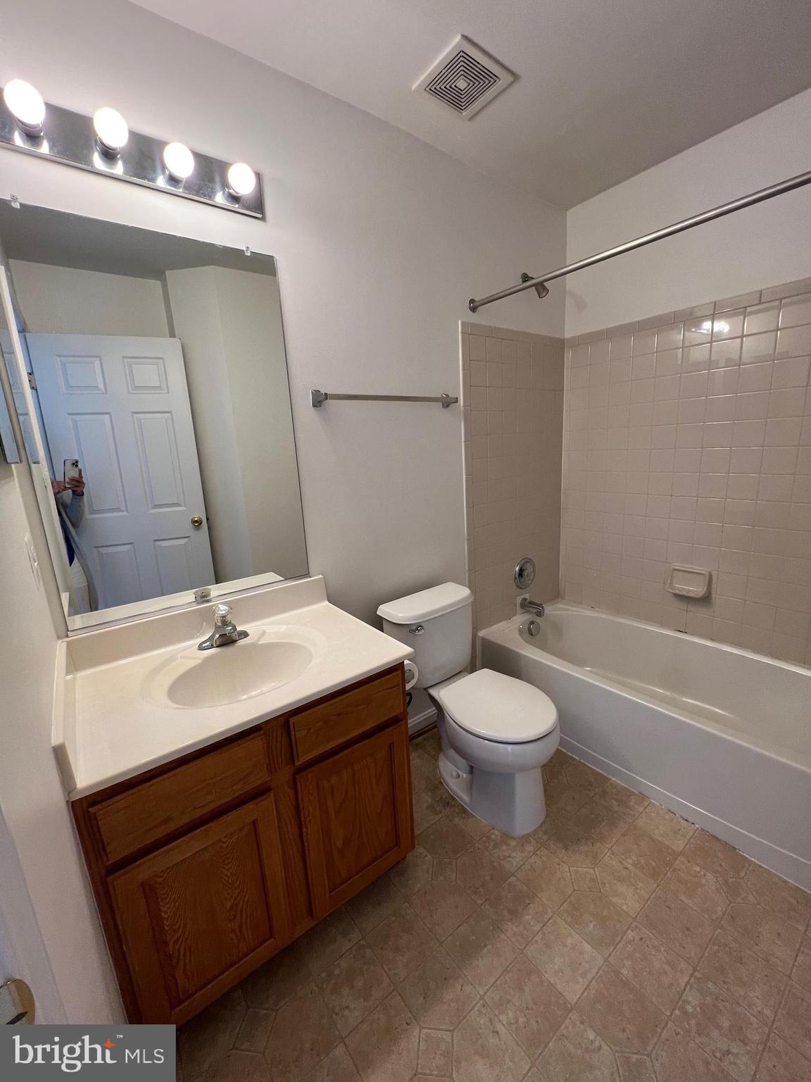 HUNTFIELD - Residential