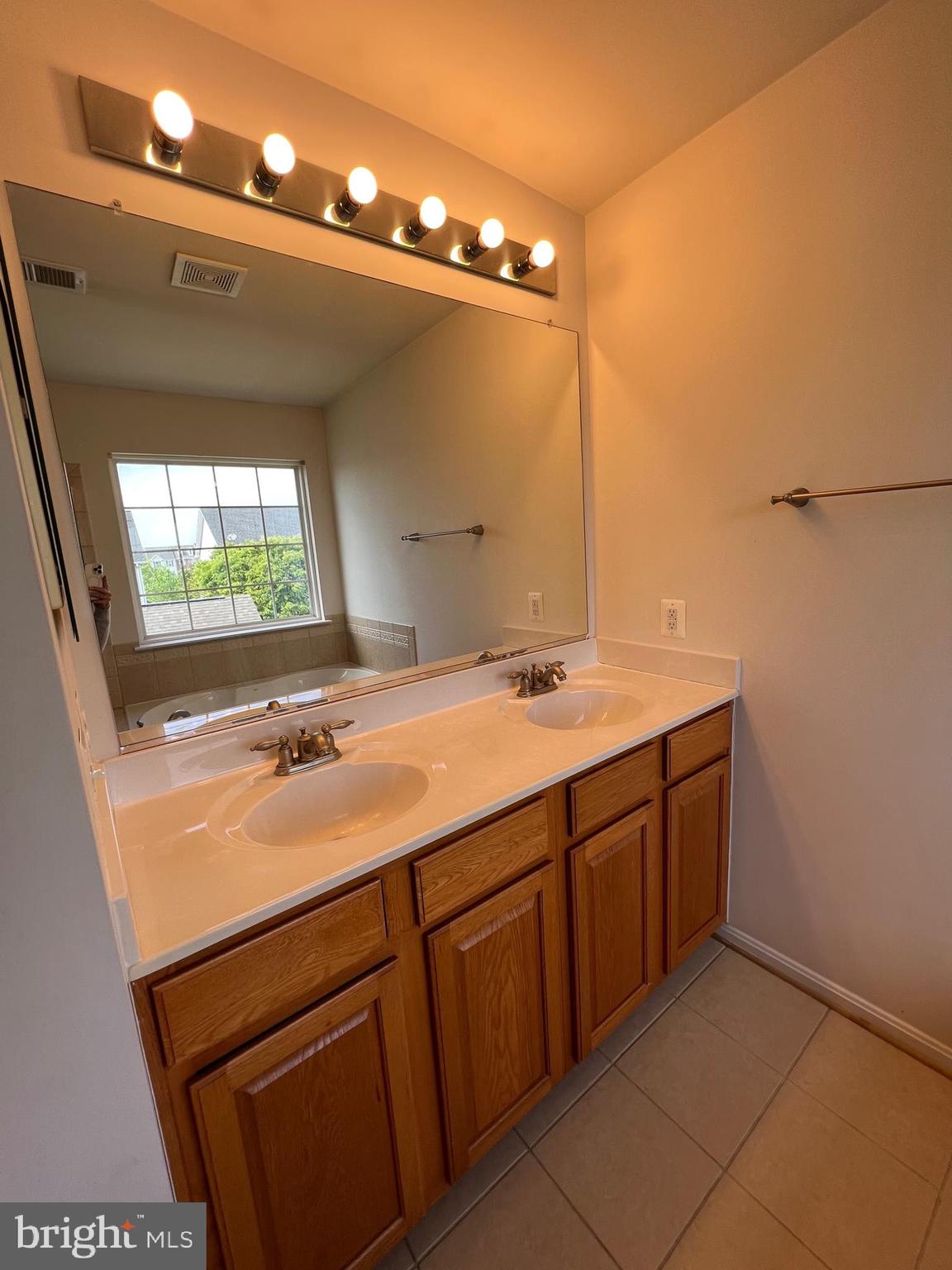 HUNTFIELD - Residential