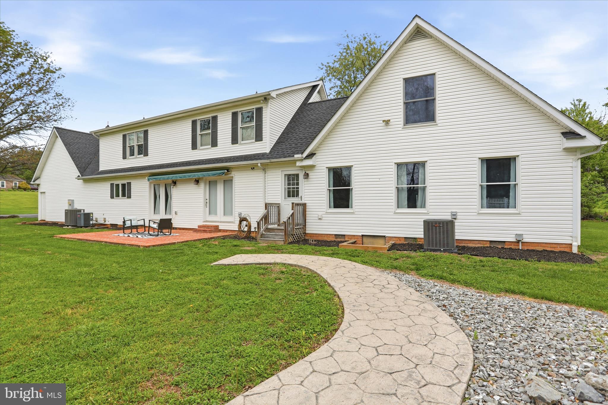 SHEPHERD WEST - Residential
