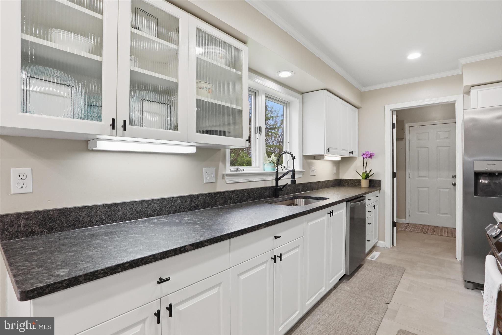 SHEPHERD WEST - Residential