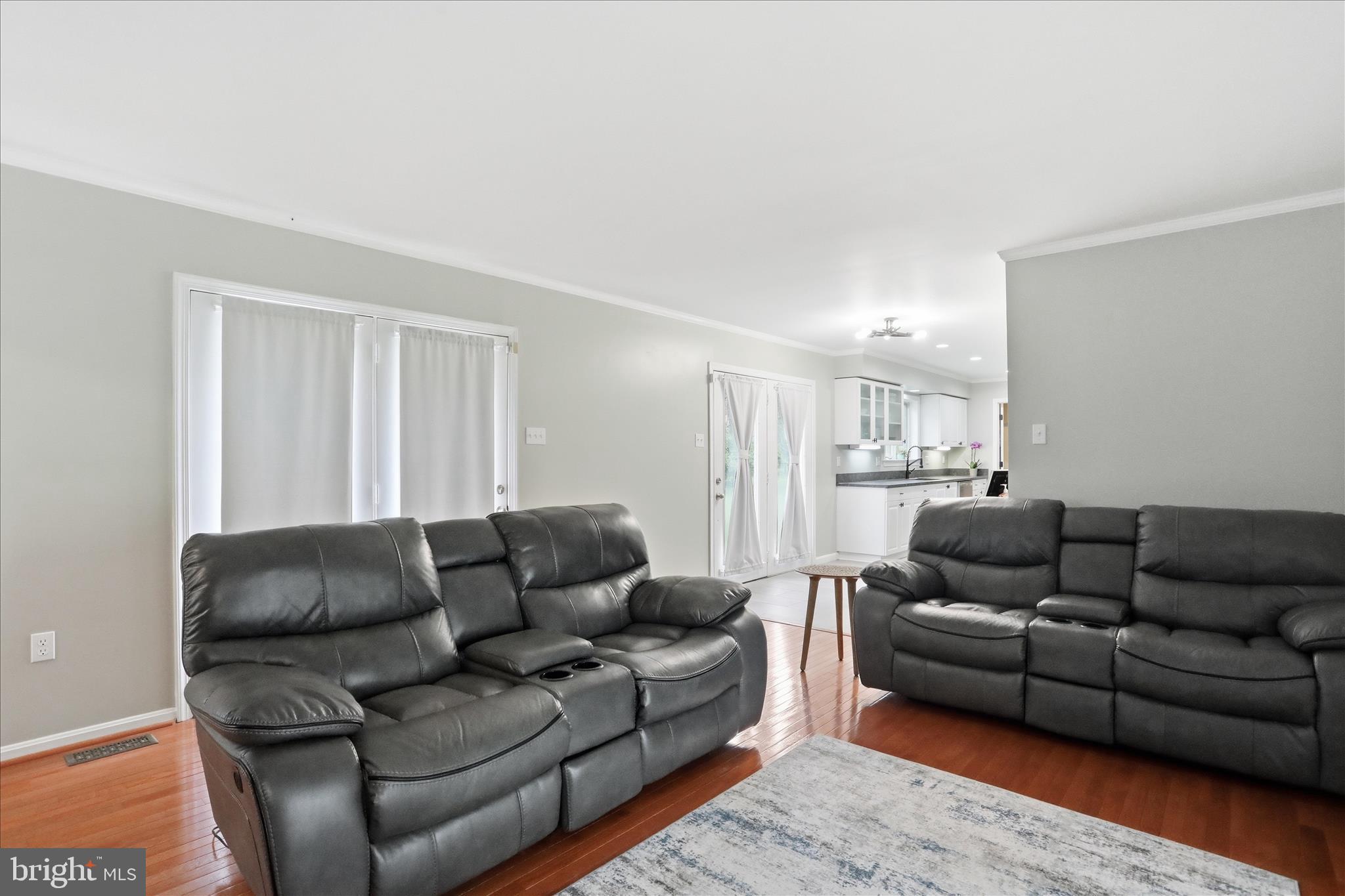 SHEPHERD WEST - Residential