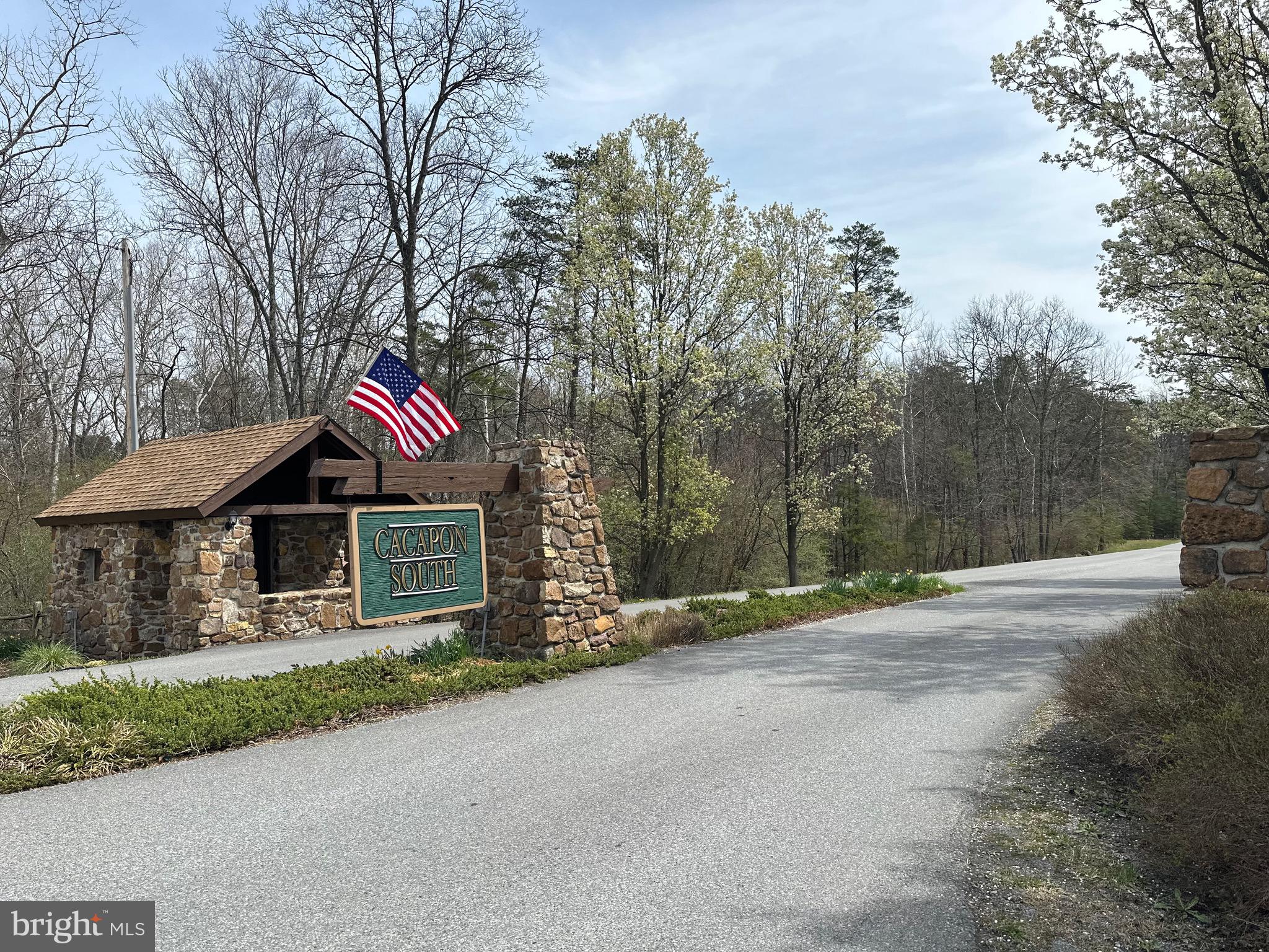 CACAPON SOUTH - Residential