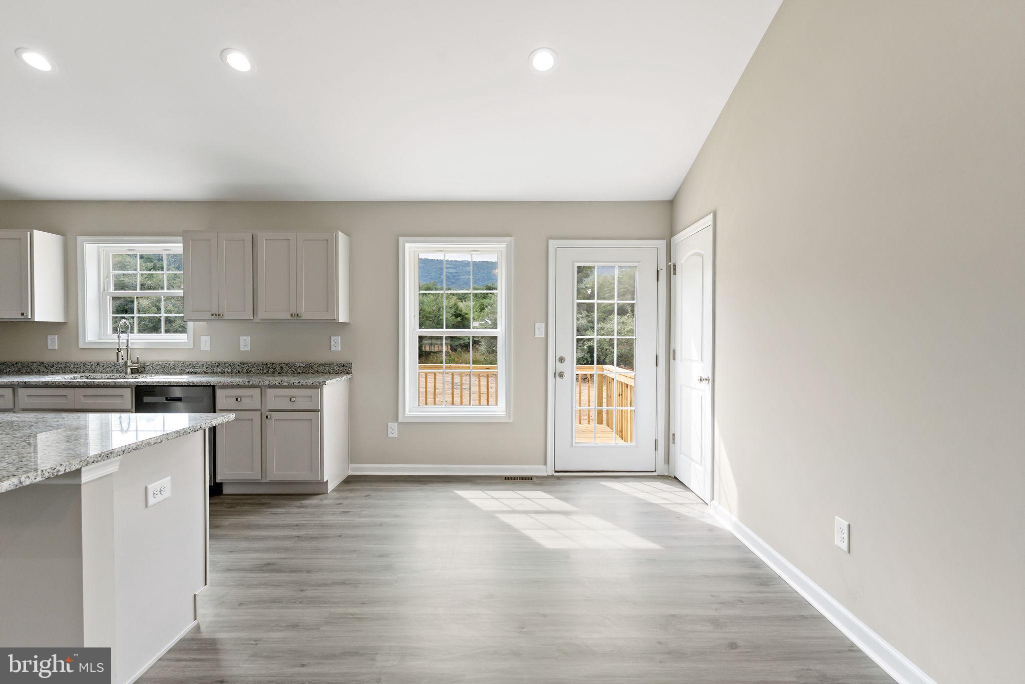 CACAPON SOUTH - Residential