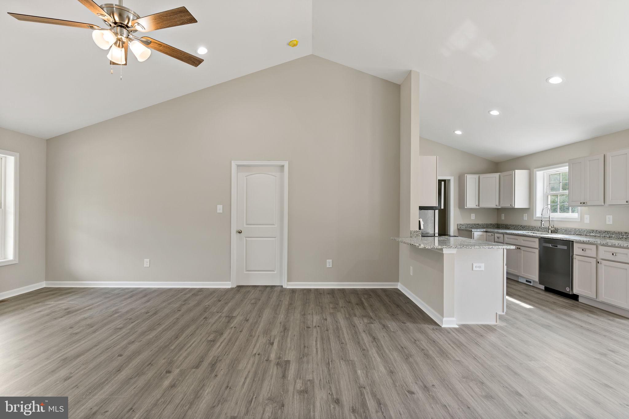 CACAPON SOUTH - Residential