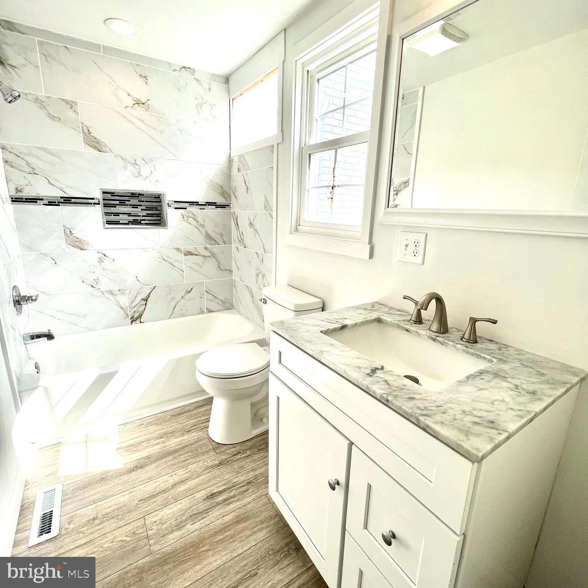 HAGERSTOWN - Residential