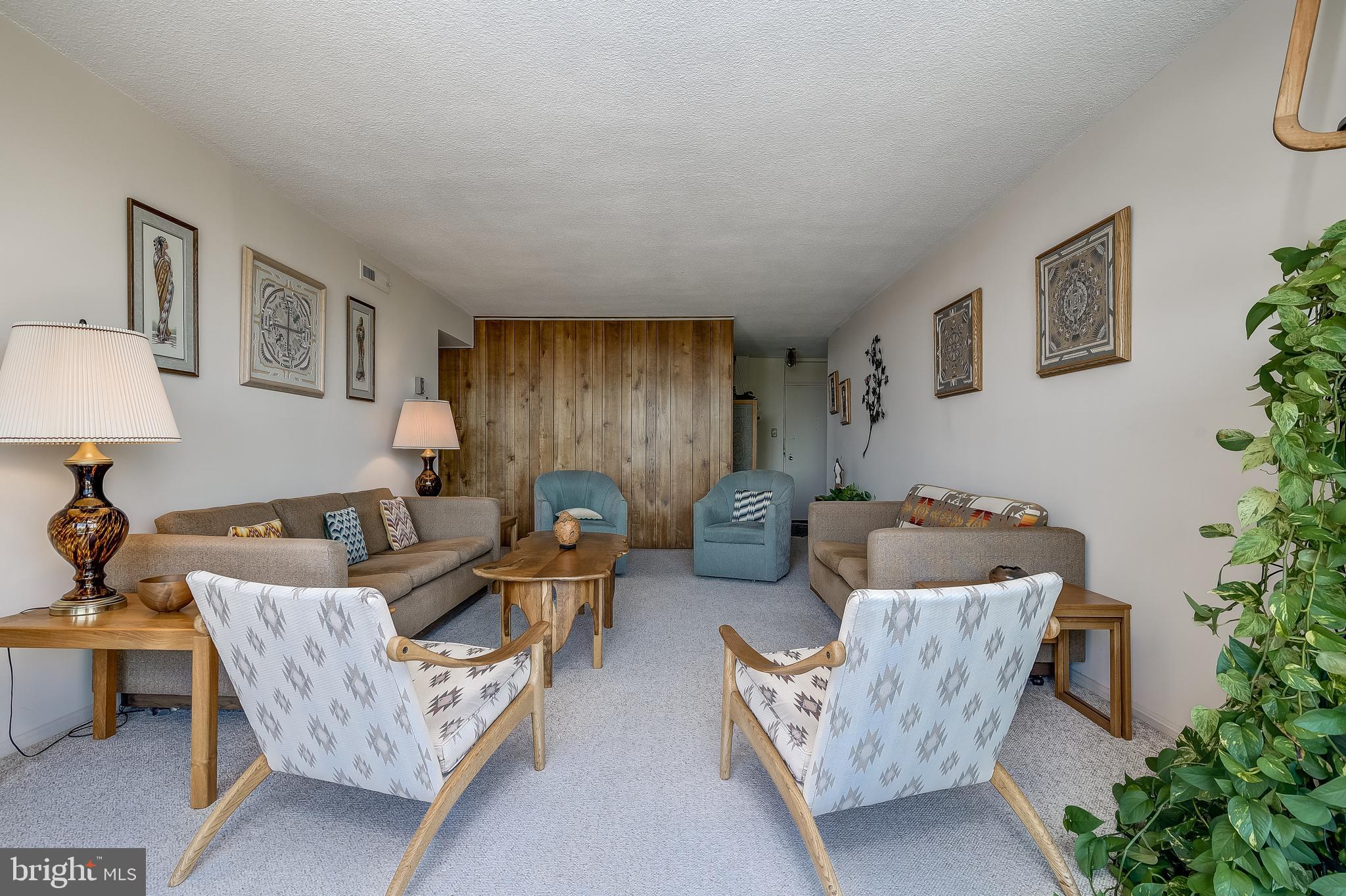 AMERICANA CENTRE - Residential