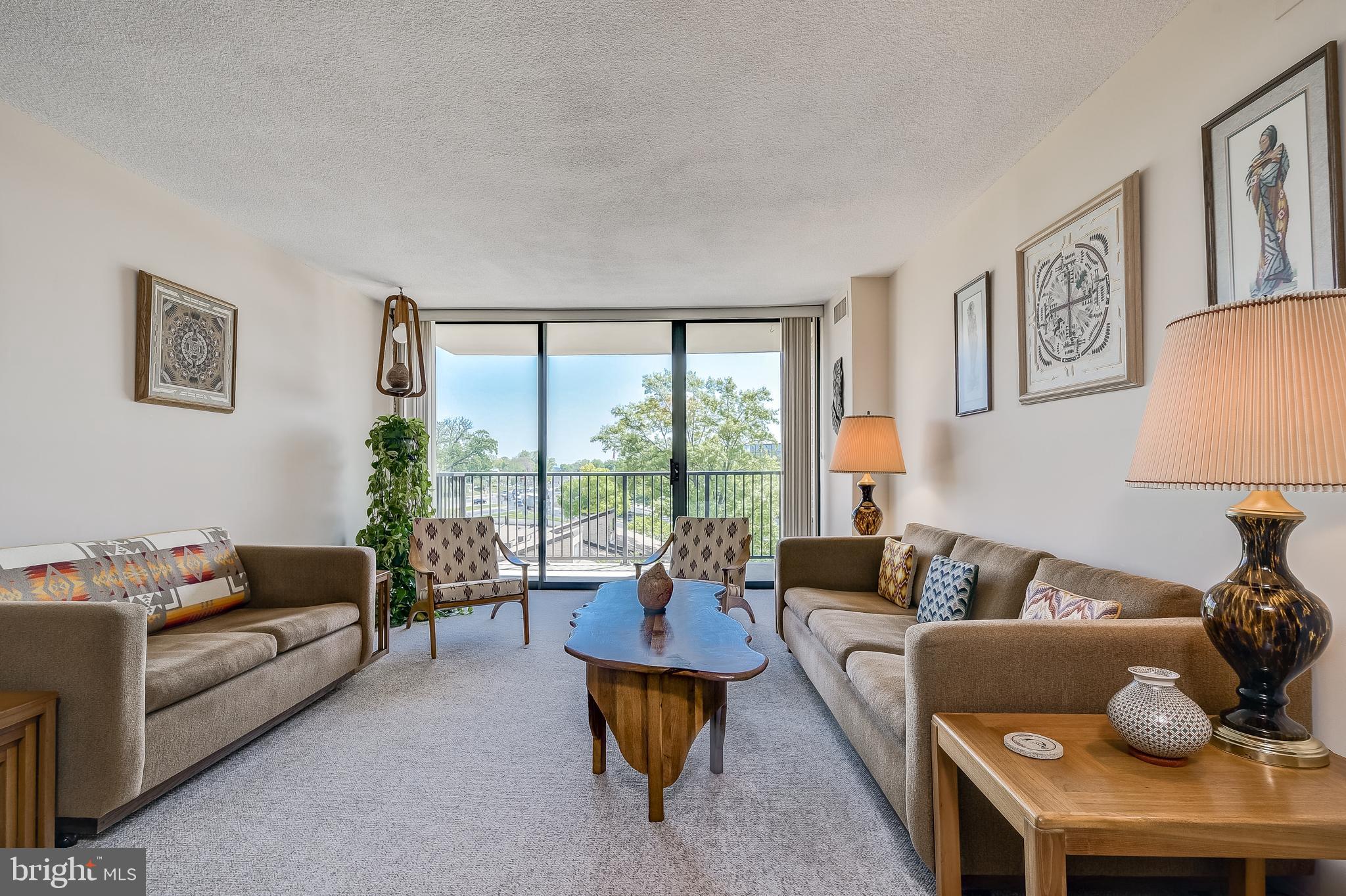 AMERICANA CENTRE - Residential