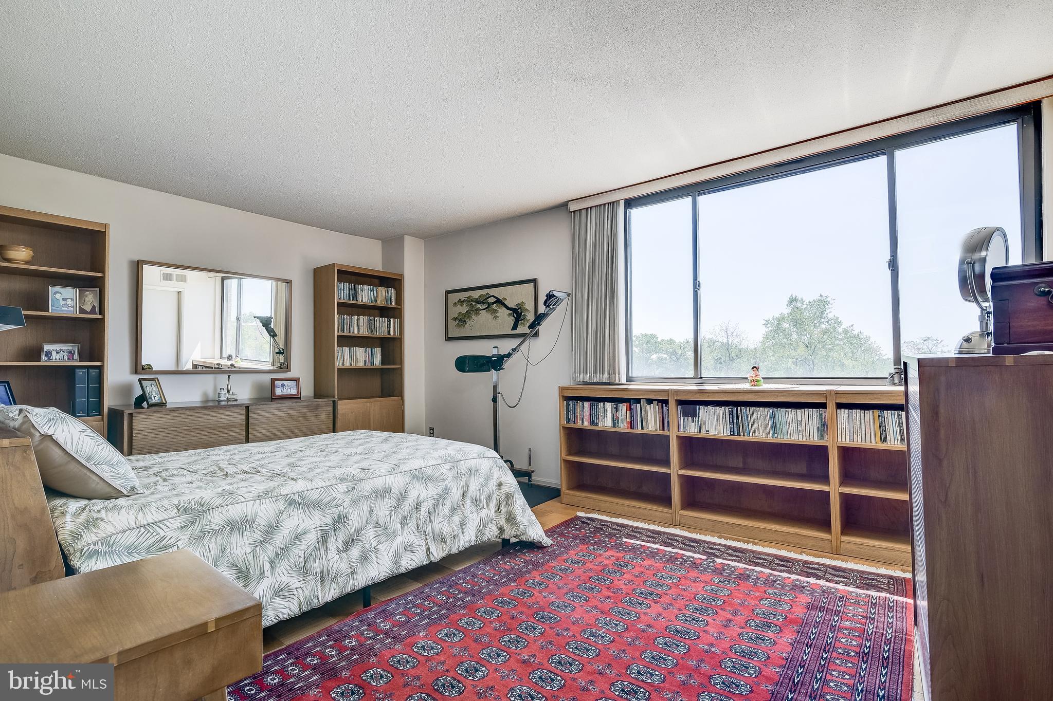 AMERICANA CENTRE - Residential