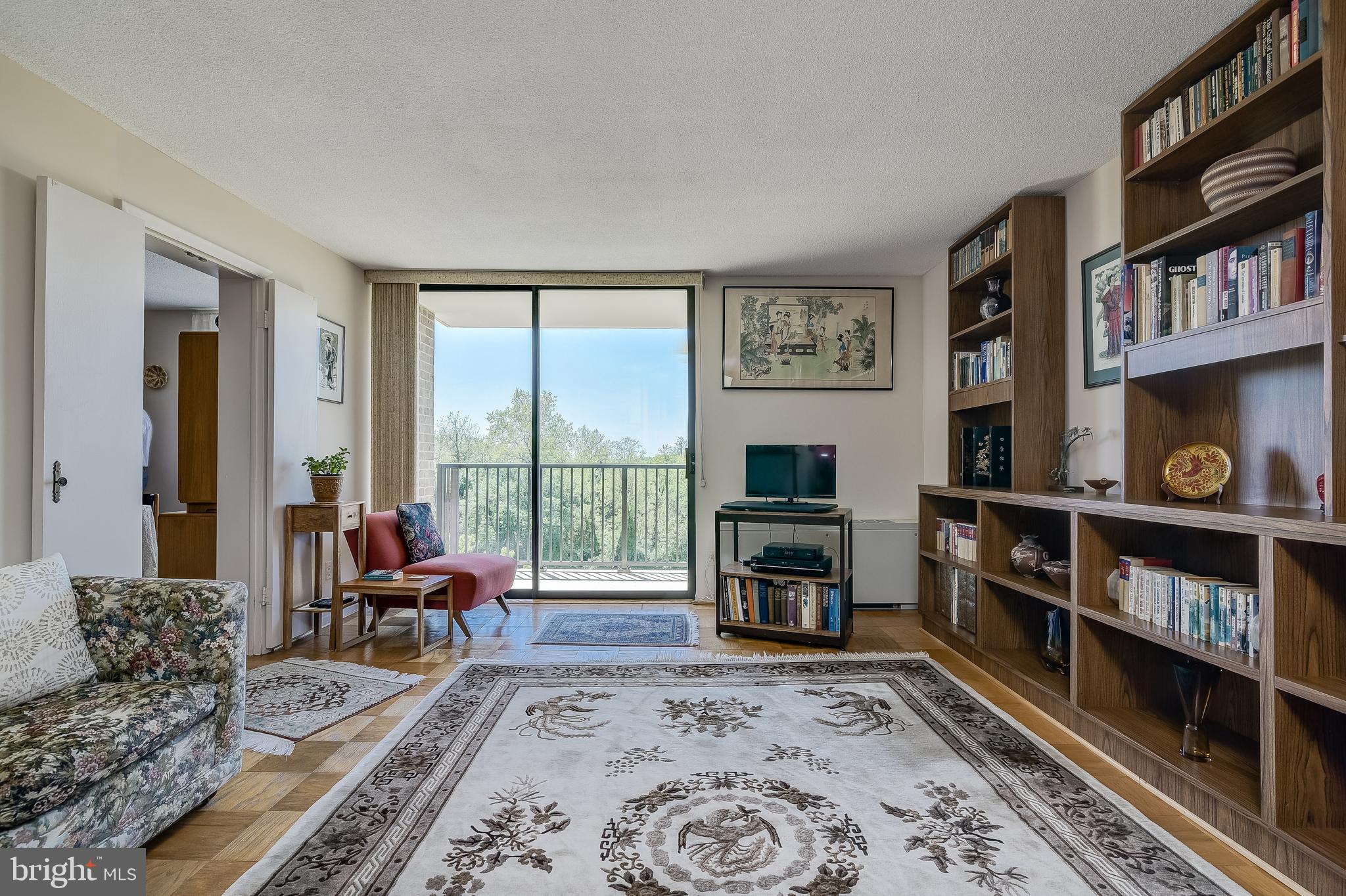 AMERICANA CENTRE - Residential