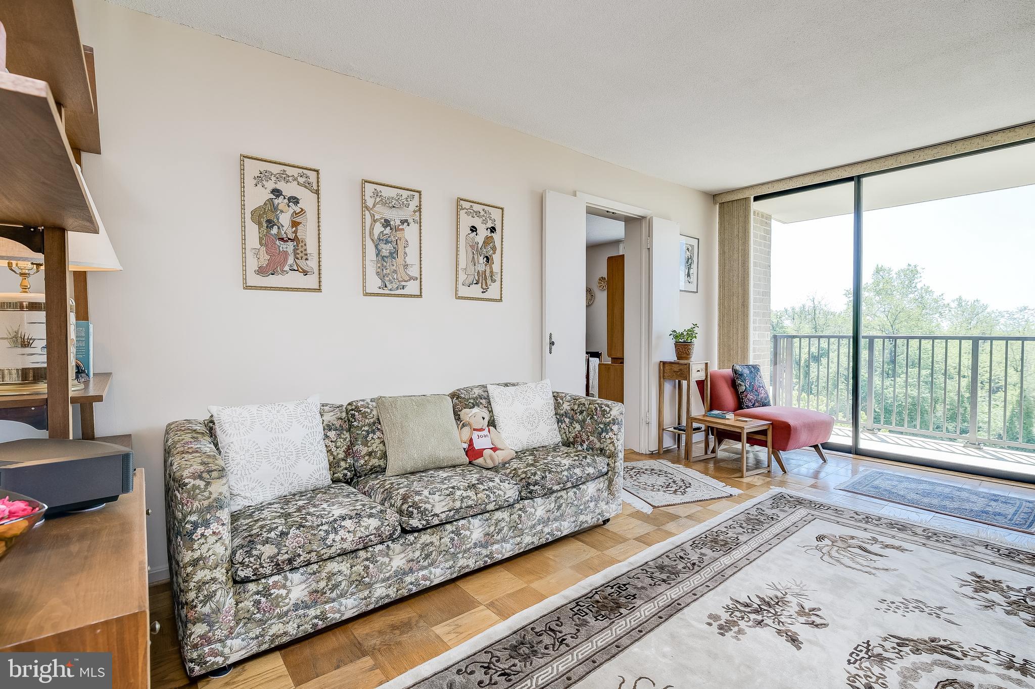 AMERICANA CENTRE - Residential