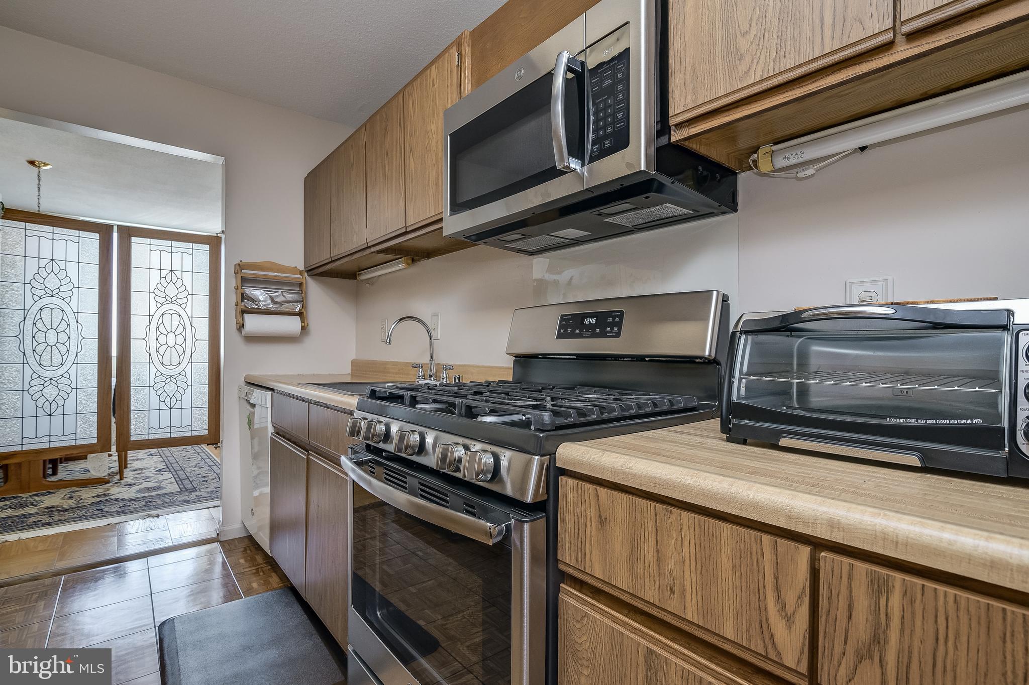 AMERICANA CENTRE - Residential