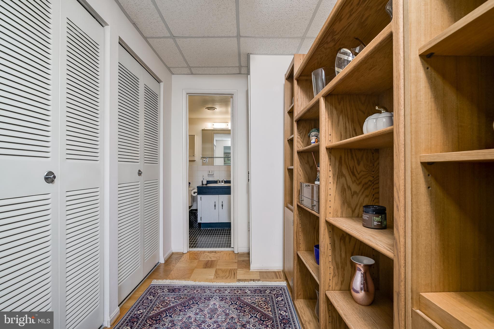 AMERICANA CENTRE - Residential