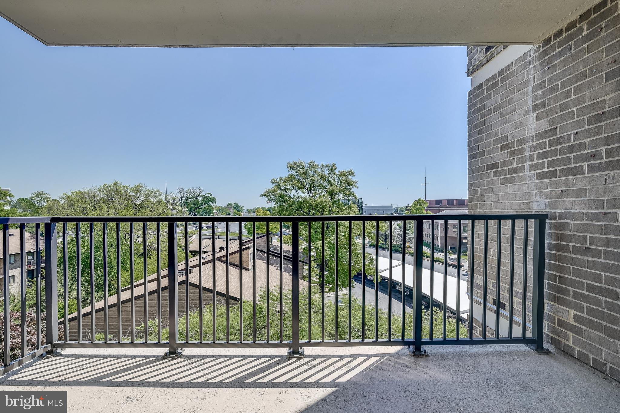 AMERICANA CENTRE - Residential