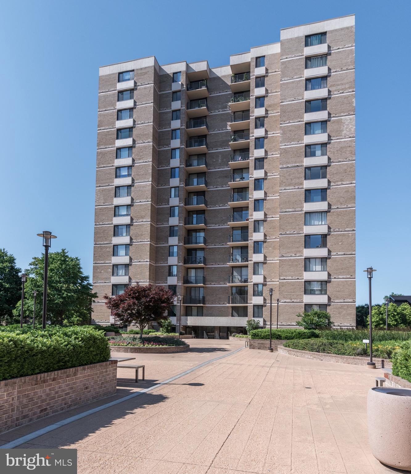 AMERICANA CENTRE - Residential