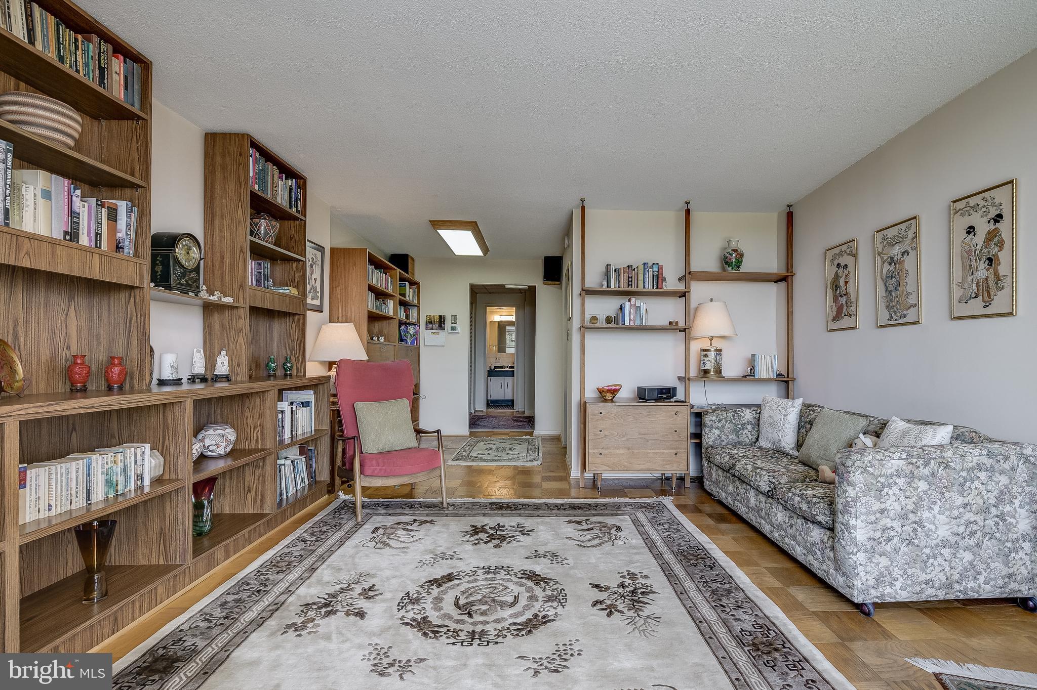 AMERICANA CENTRE - Residential