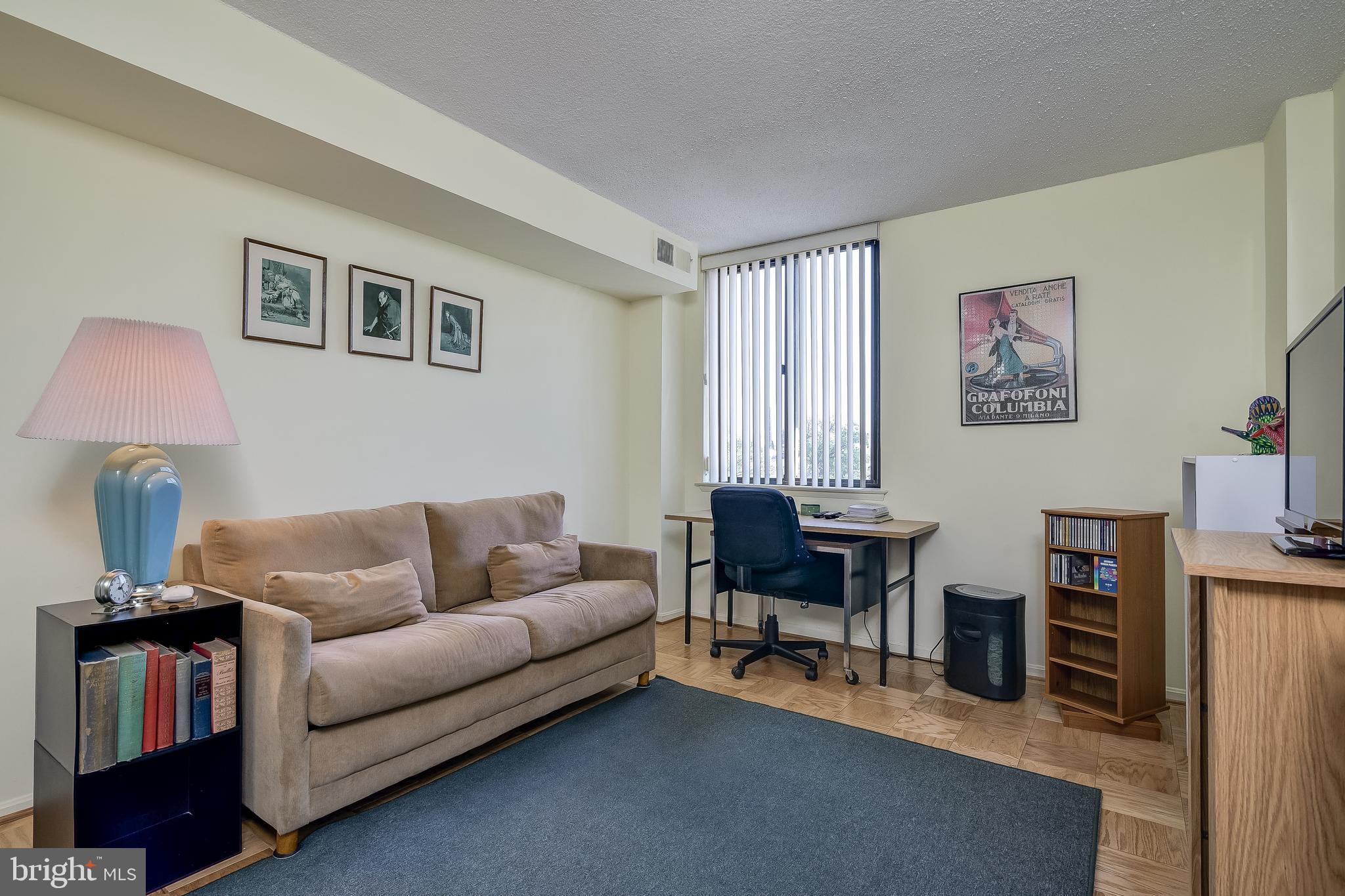 AMERICANA CENTRE - Residential