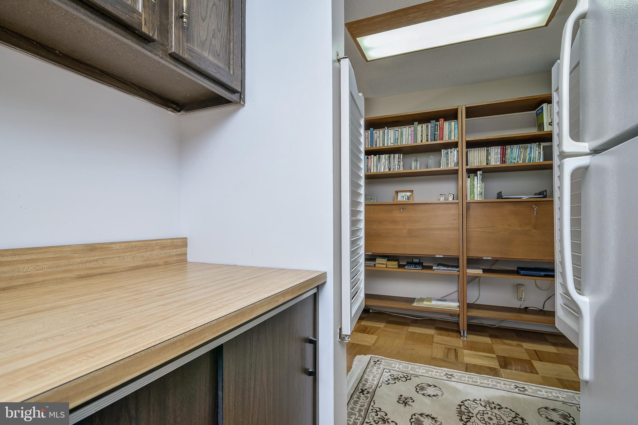 AMERICANA CENTRE - Residential